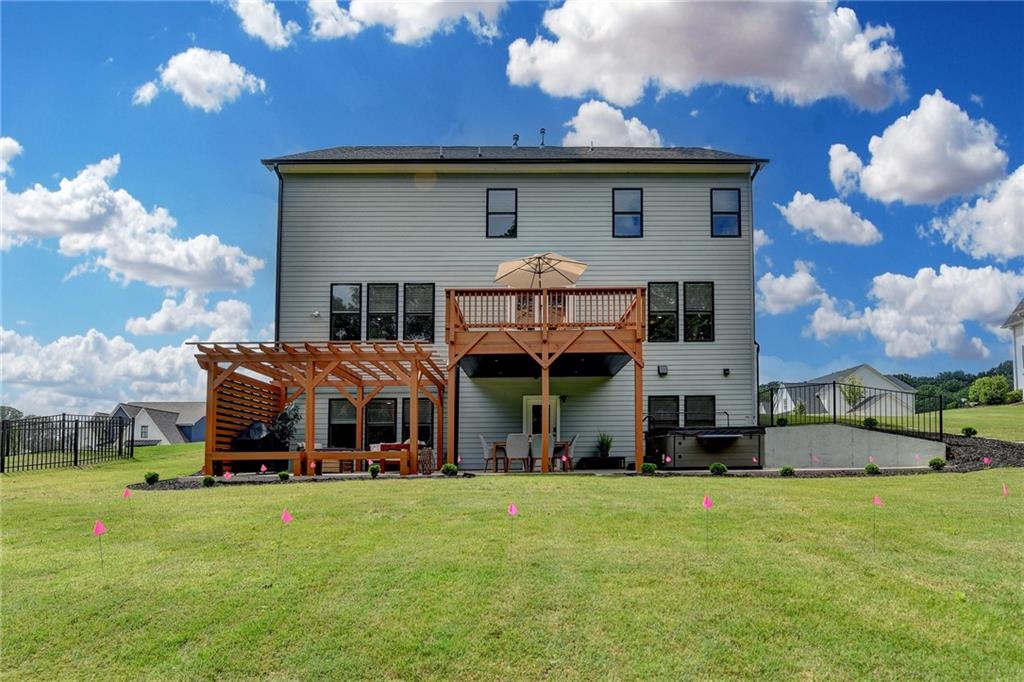 Gainesville, Georgia, 30506, United States, 5 Bedrooms Bedrooms, ,6 BathroomsBathrooms,Residential,For Sale,1978029