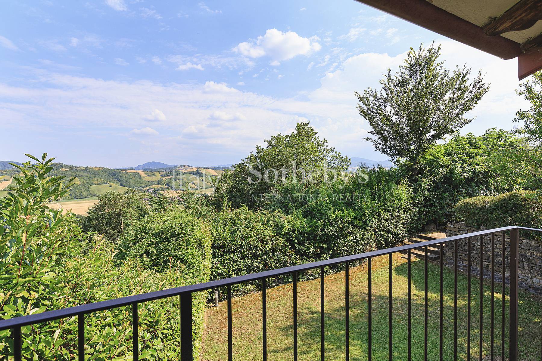  Charming Country House with Pool in the Hills of Castell