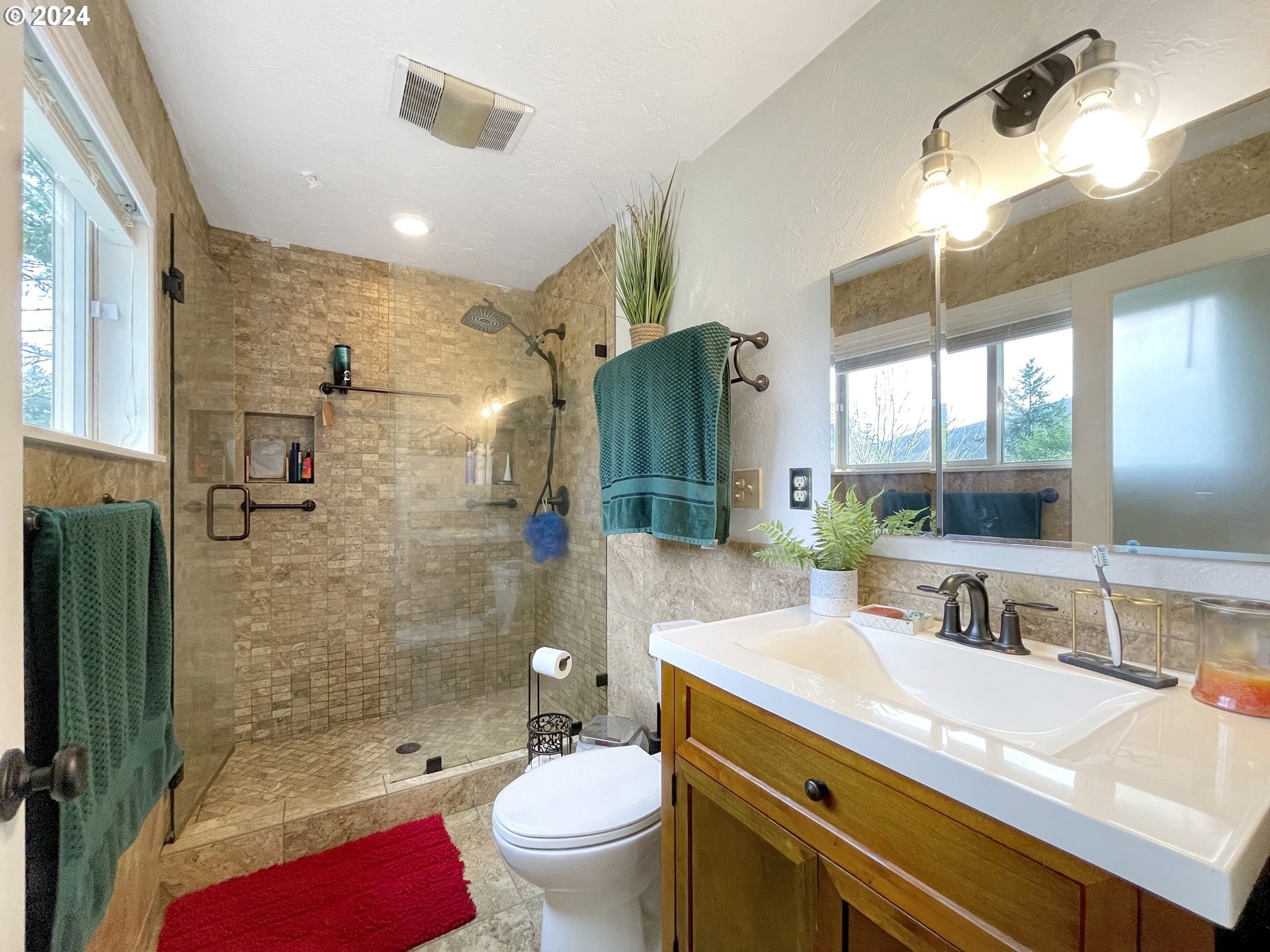 Brookings, Oregon, 97415, United States, 3 Bedrooms Bedrooms, ,2 BathroomsBathrooms,Residential,For Sale,1872643