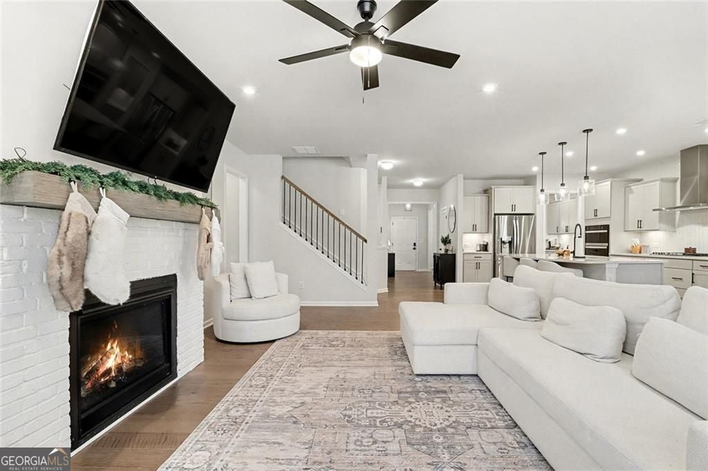 Auburn, Georgia, 30011, United States, 5 Bedrooms Bedrooms, ,4 BathroomsBathrooms,Residential,For Sale,2006605