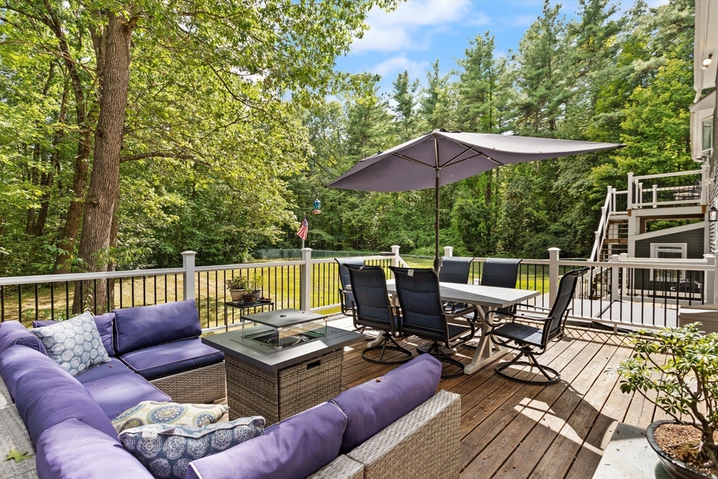 Pepperell, Massachusetts, 01463, United States, 4 Bedrooms Bedrooms, ,4 BathroomsBathrooms,Residential,For Sale,1925594