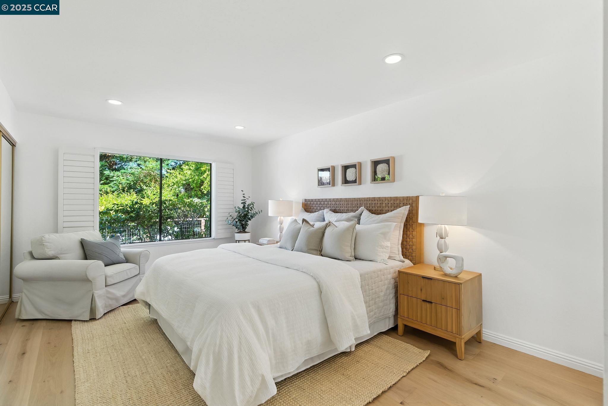 Moraga, California, 94556, United States, 3 Bedrooms Bedrooms, ,2 BathroomsBathrooms,Residential,For Sale,1926288