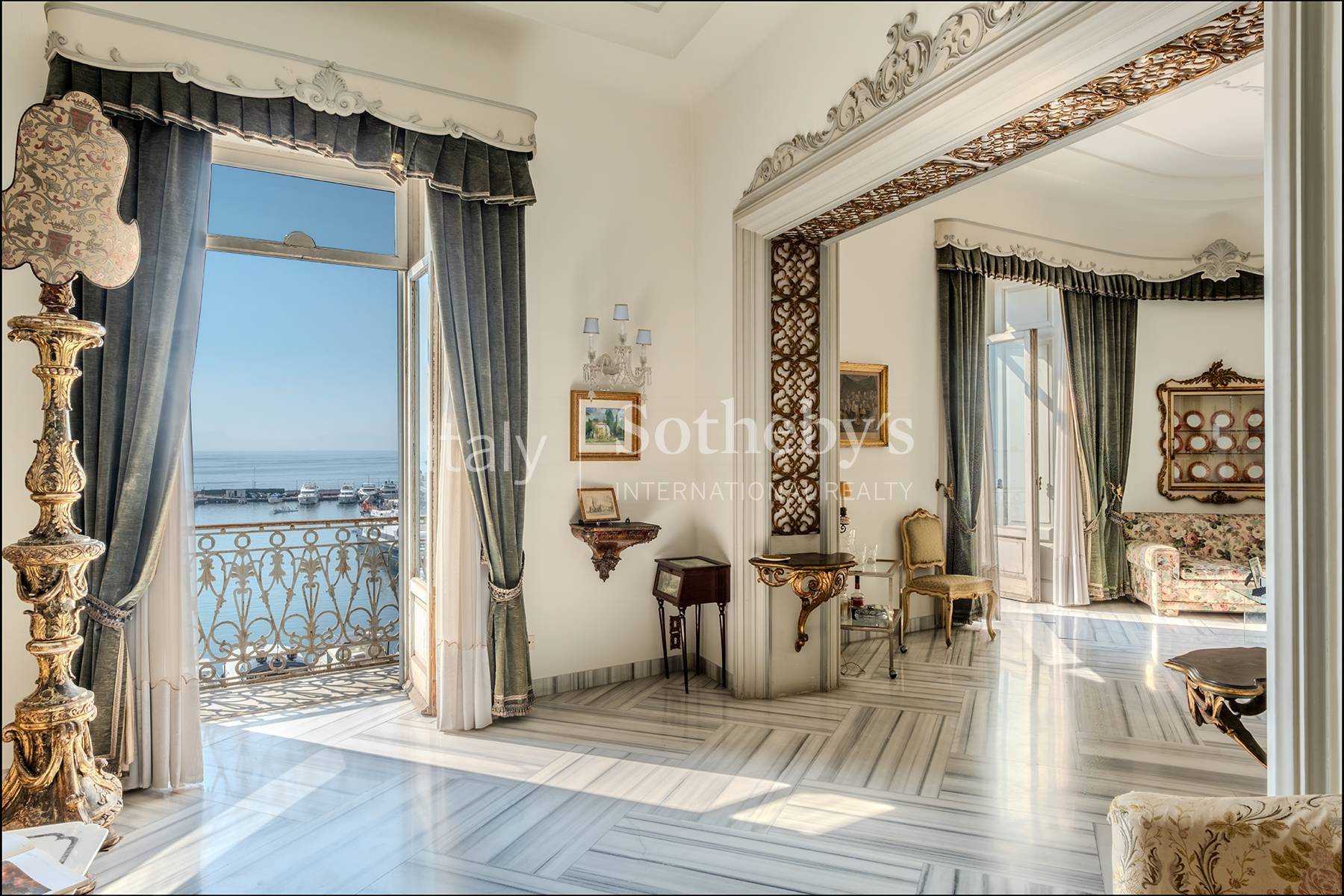  Spacious panoramic seafront residence in Naples - 物件實景