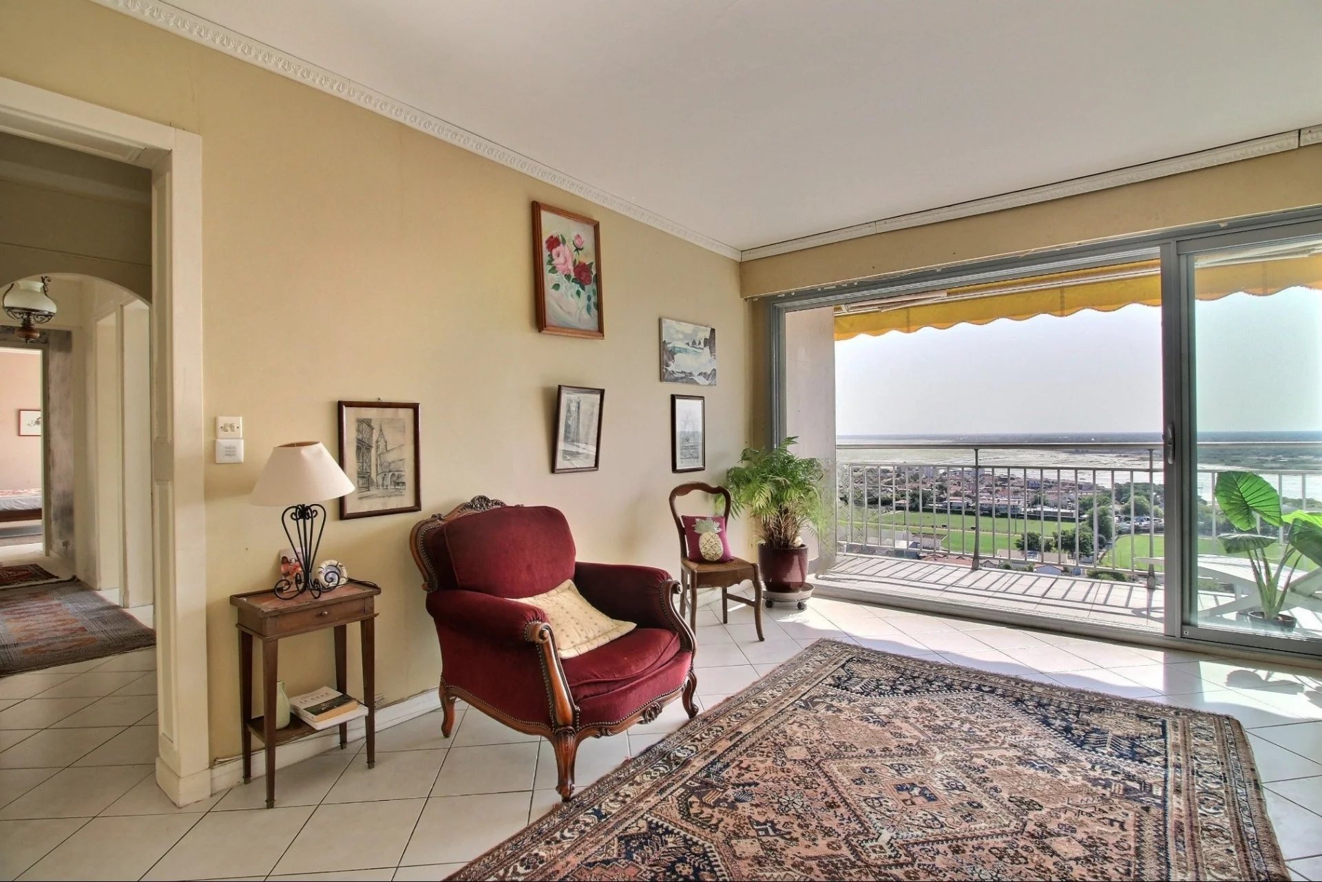 Arcachon, New Aquitaine, 33120, FR, 3 Bedrooms Bedrooms, ,2 BathroomsBathrooms,Residential,For Sale,1995781