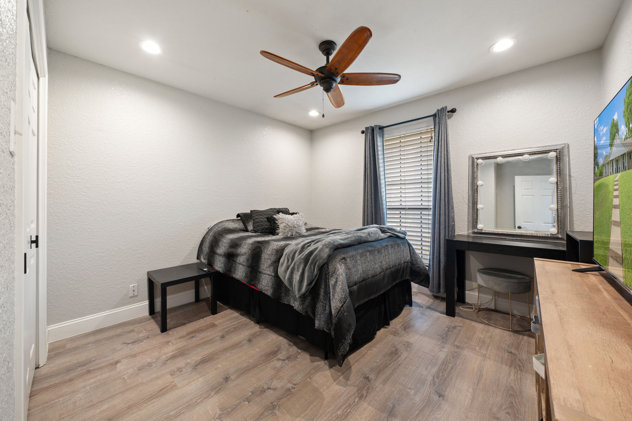  1814 Lakeridge Drive, Weatherford, TX, 76087 - 物件實景