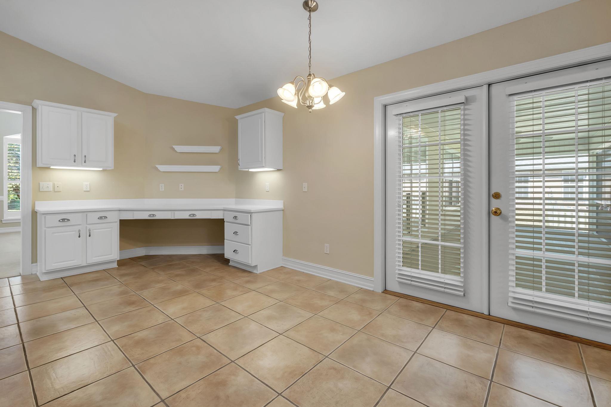 Tallahassee, Florida, 32312, United States, 4 Bedrooms Bedrooms, ,3 BathroomsBathrooms,Residential,For Sale,1966358