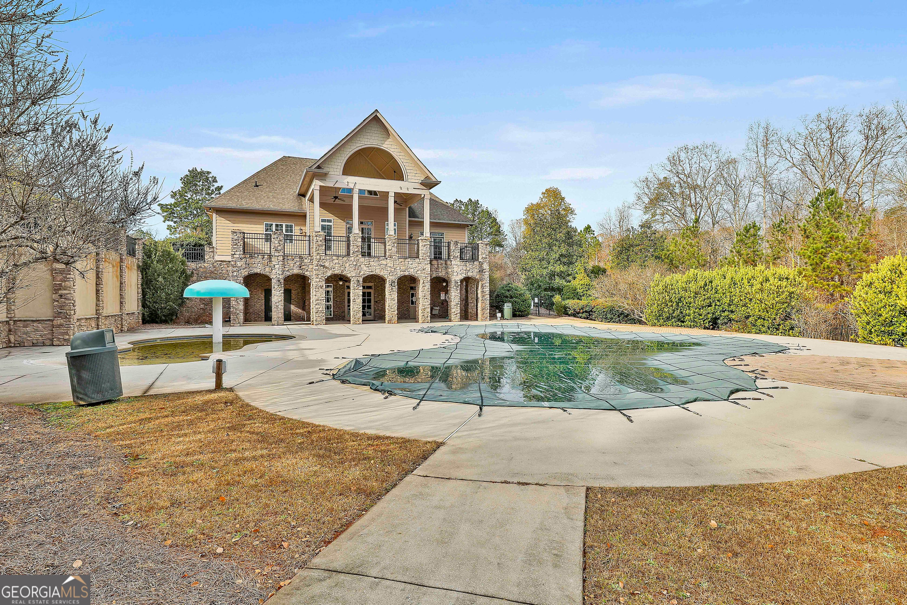 Douglasville, Georgia, 30135, United States, 5 Bedrooms Bedrooms, ,4 BathroomsBathrooms,Residential,For Sale,1999896