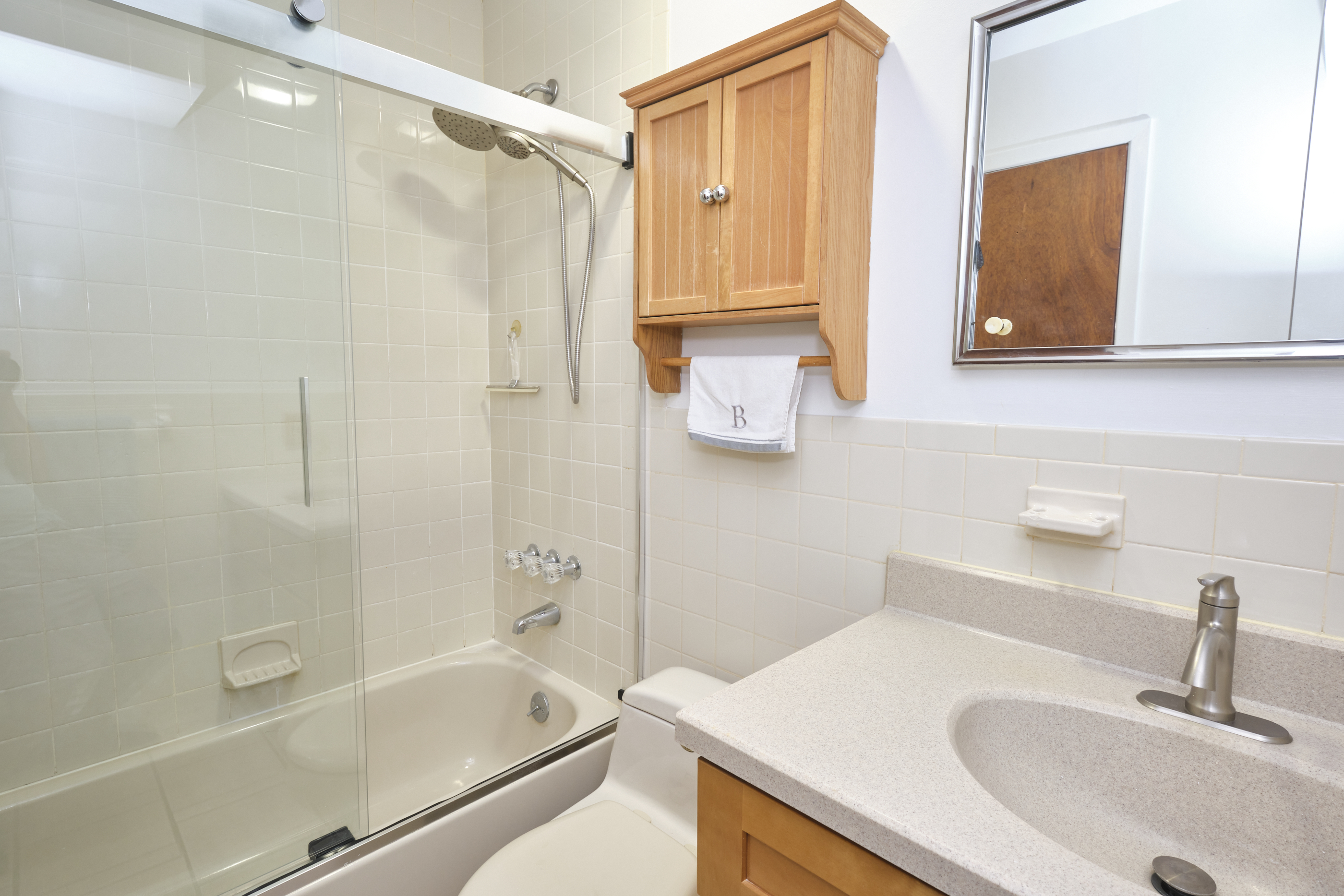 Floral Park, New York, 11001, United States, 5 Bedrooms Bedrooms, ,4 BathroomsBathrooms,Residential,For Sale,1980270