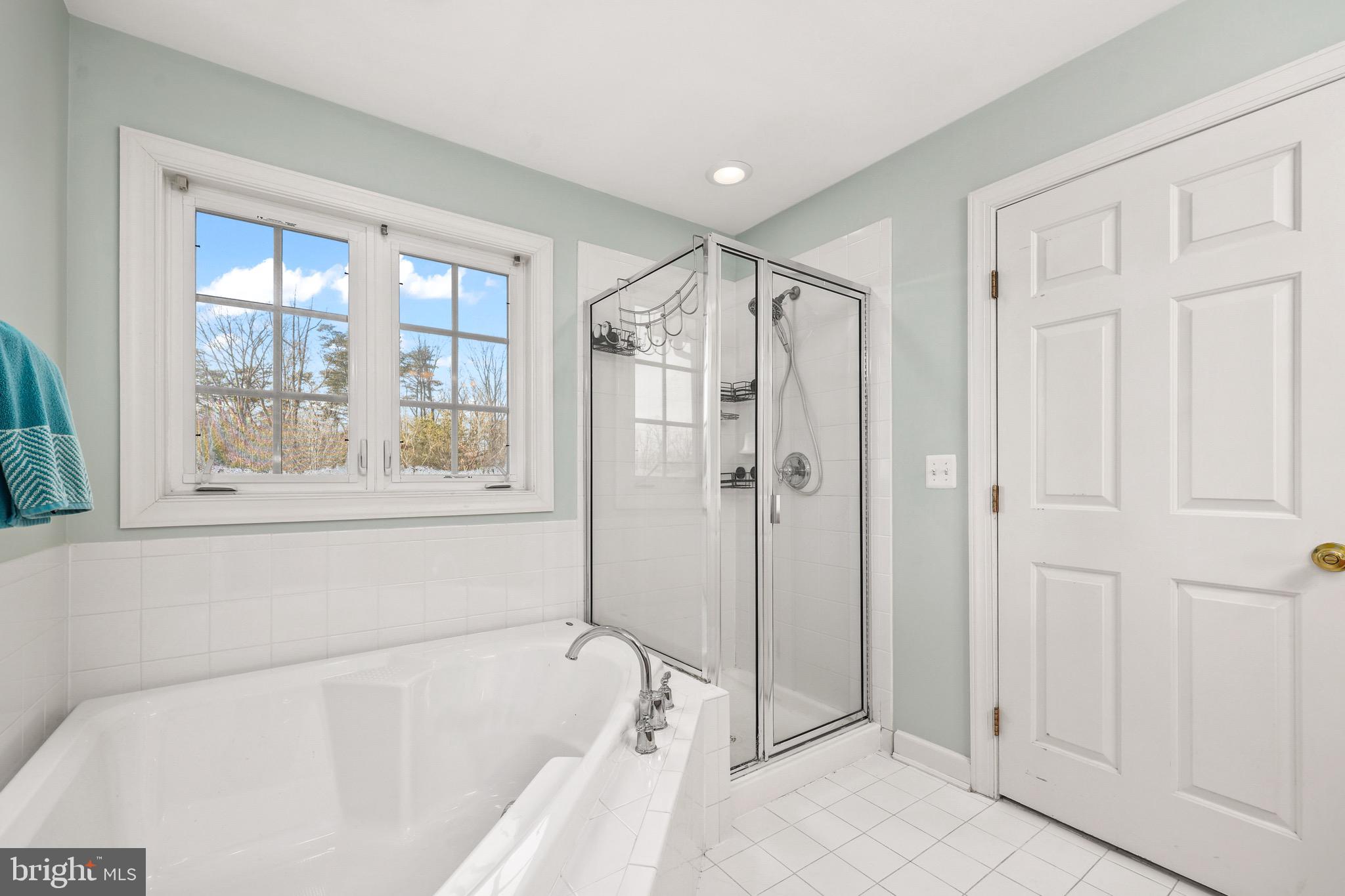 Woodbridge, Virginia, 22192, United States, 4 Bedrooms Bedrooms, ,4 BathroomsBathrooms,Residential,For Sale,2006181