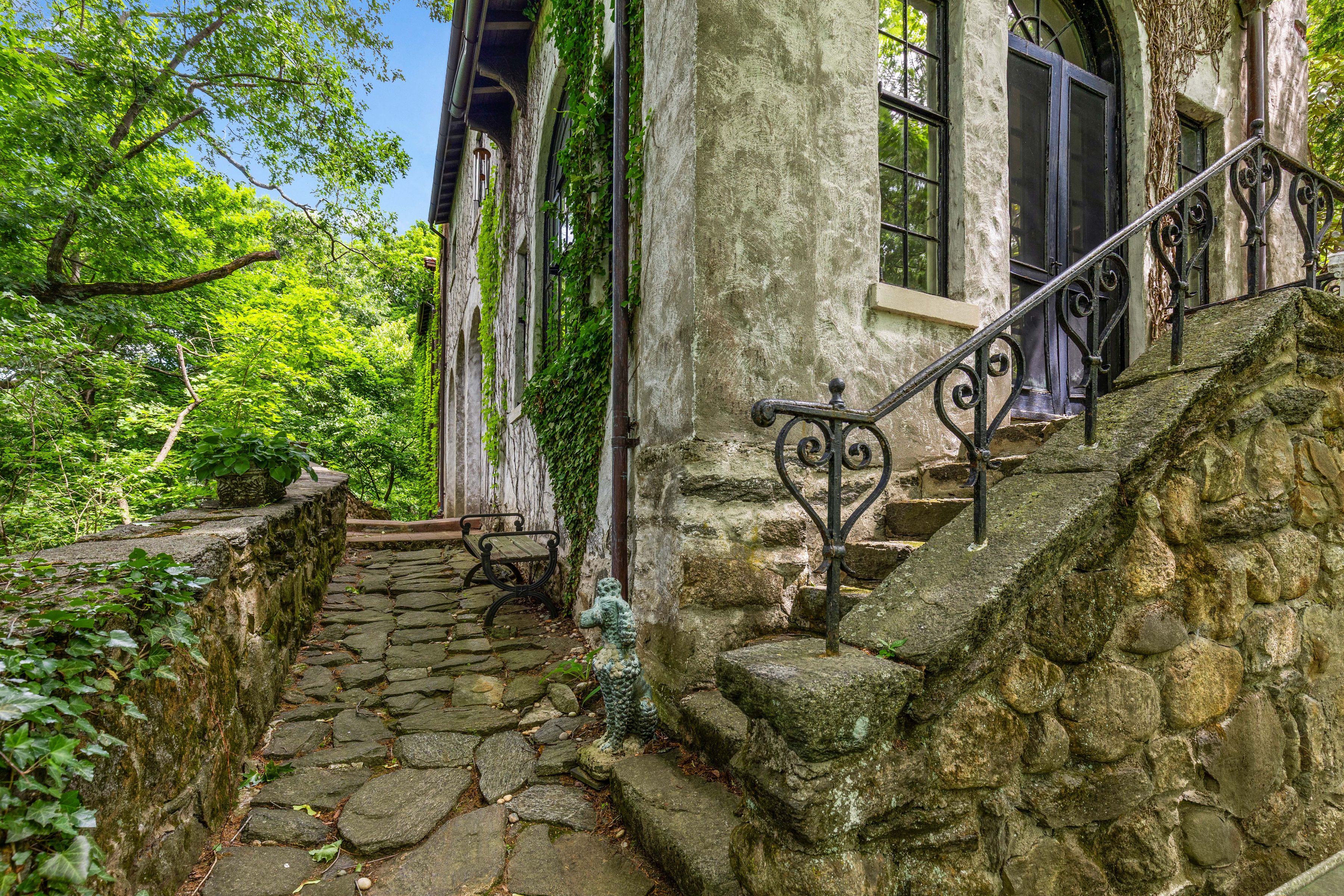  200 Old Church Road - 物件實景