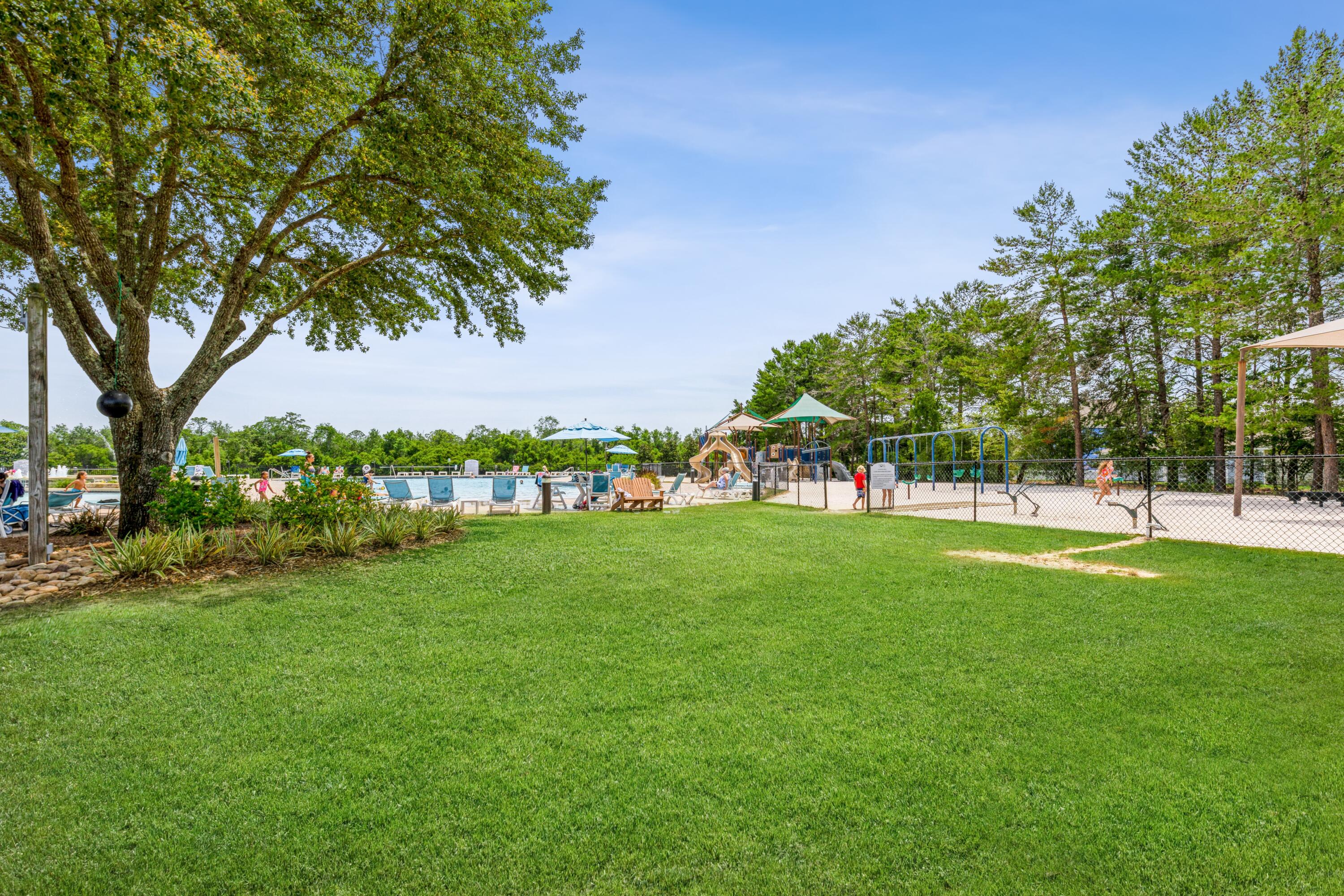 Freeport, Florida, 32439, United States, 4 Bedrooms Bedrooms, ,3 BathroomsBathrooms,Residential,For Sale,1876271