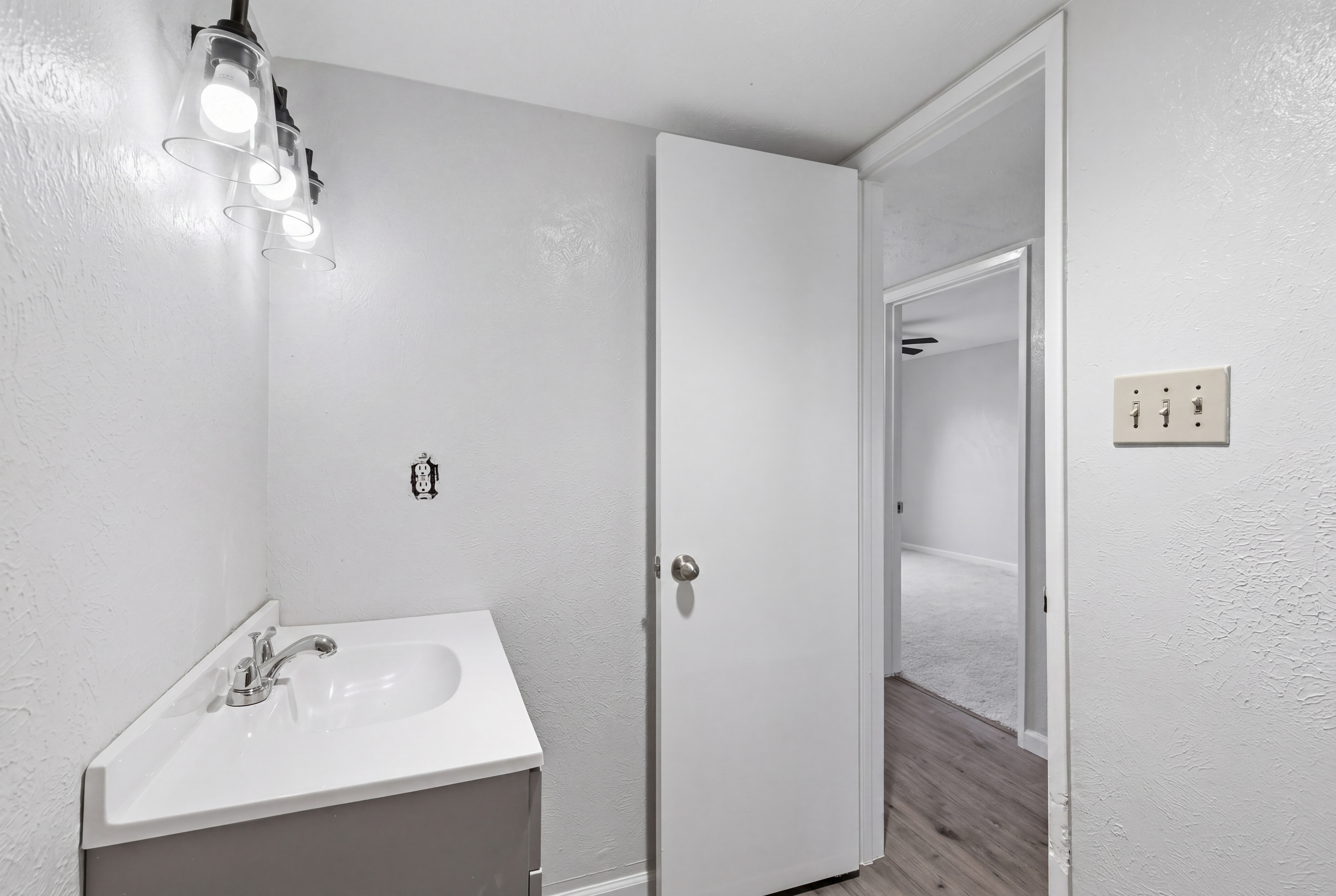  Fully Remodeled Turn-Key, Don