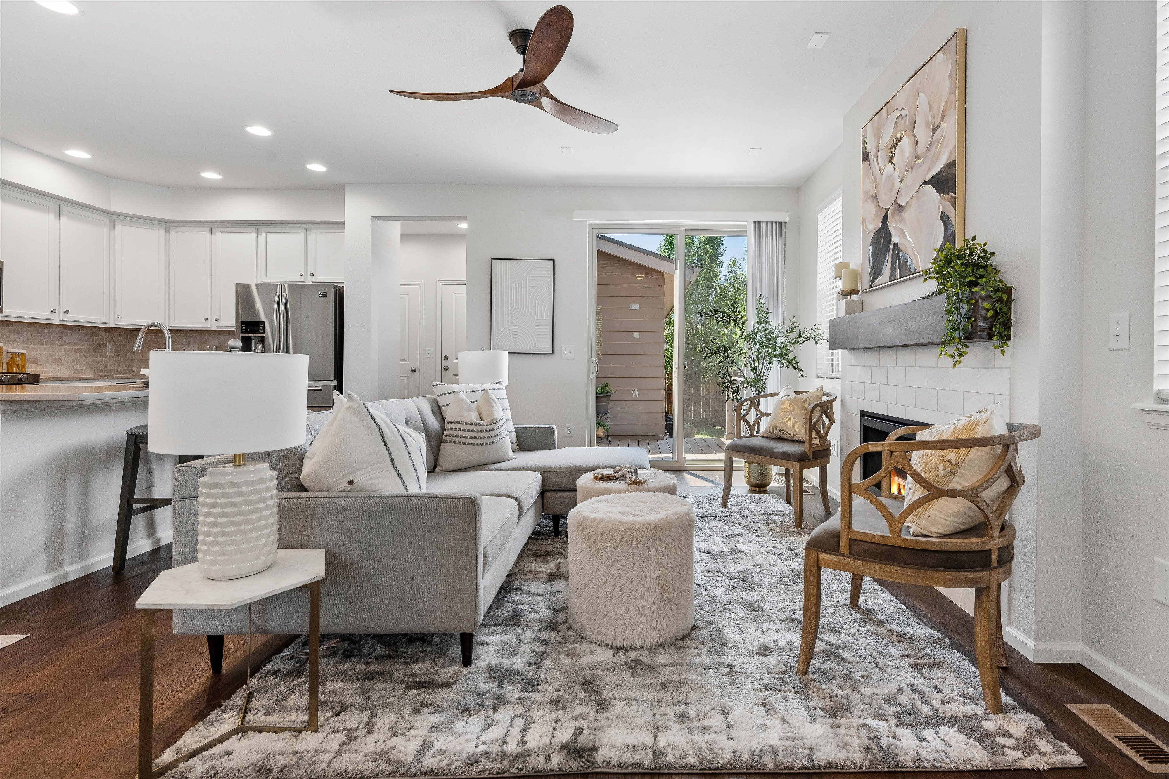  Inviting two-story single family duplex - 物件實景