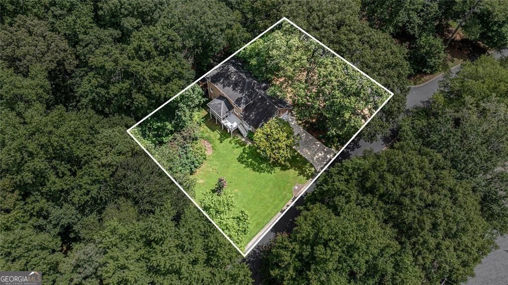 Roswell, Georgia, 30075, United States, 6 Bedrooms Bedrooms, ,4 BathroomsBathrooms,Residential,For Sale,1910371