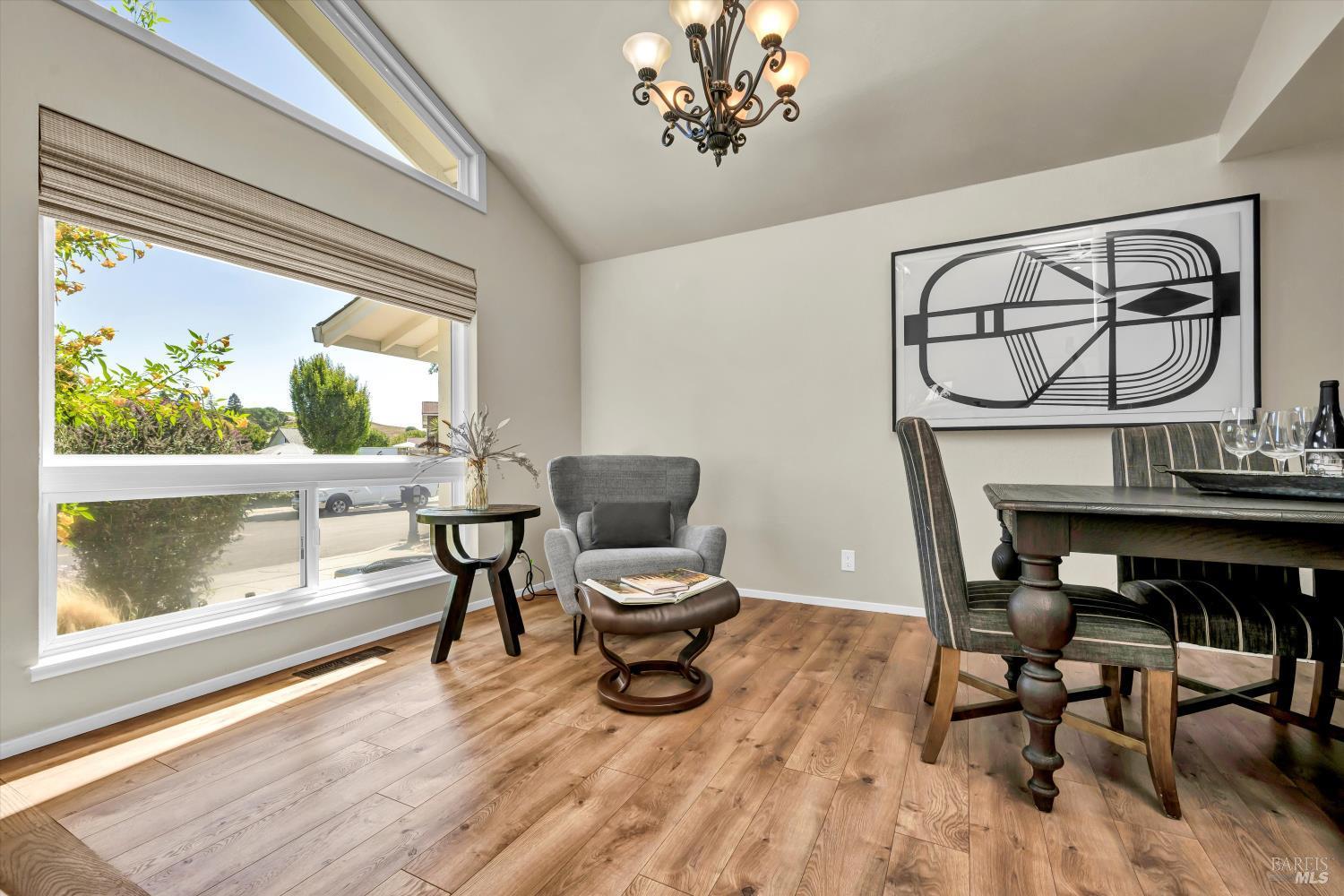 Napa, California, 94558, United States, 4 Bedrooms Bedrooms, ,2 BathroomsBathrooms,Residential,For Sale,1926171