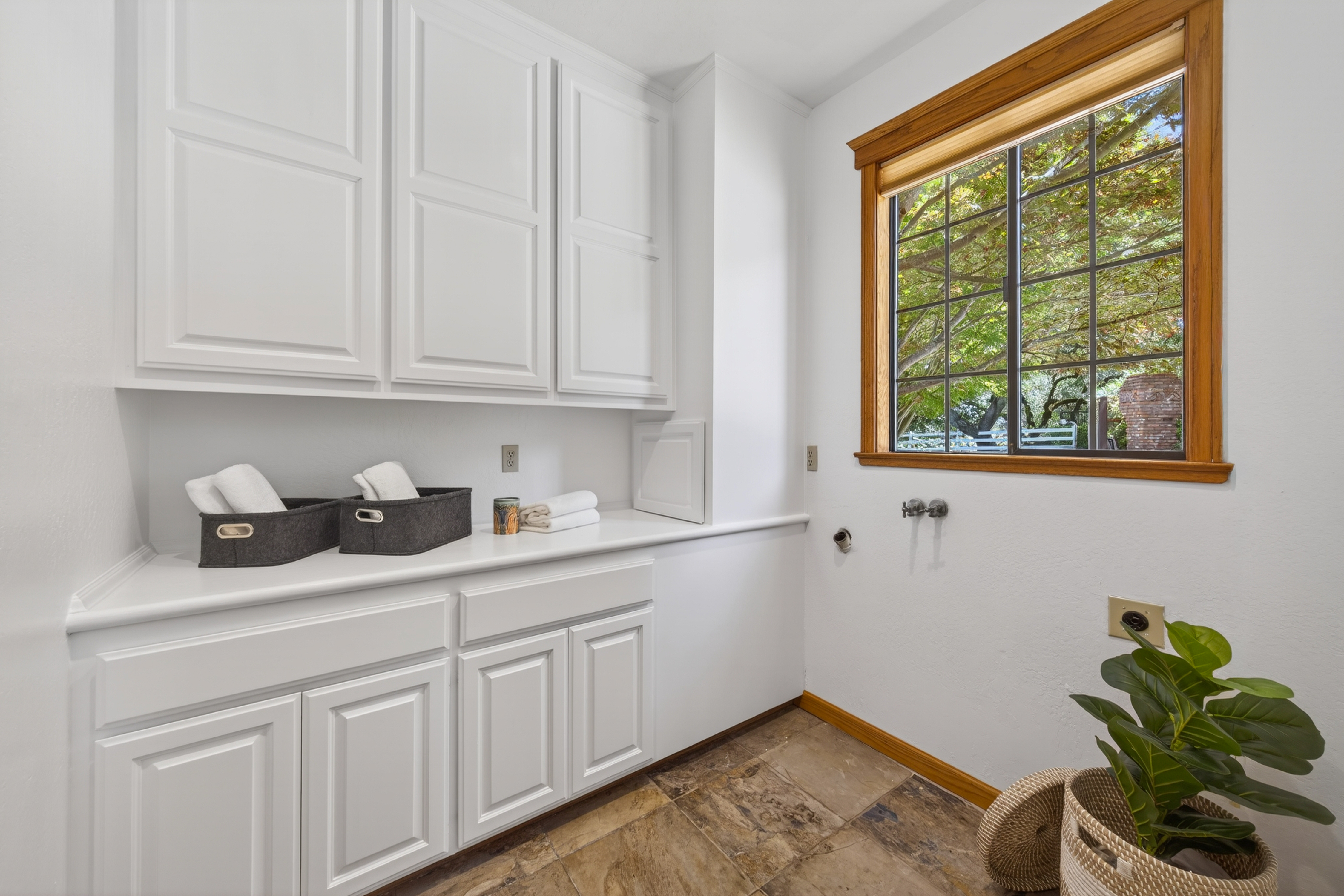 Grand Estate in Novato’s Prestigious Gated Lockton Lane - 物件實景