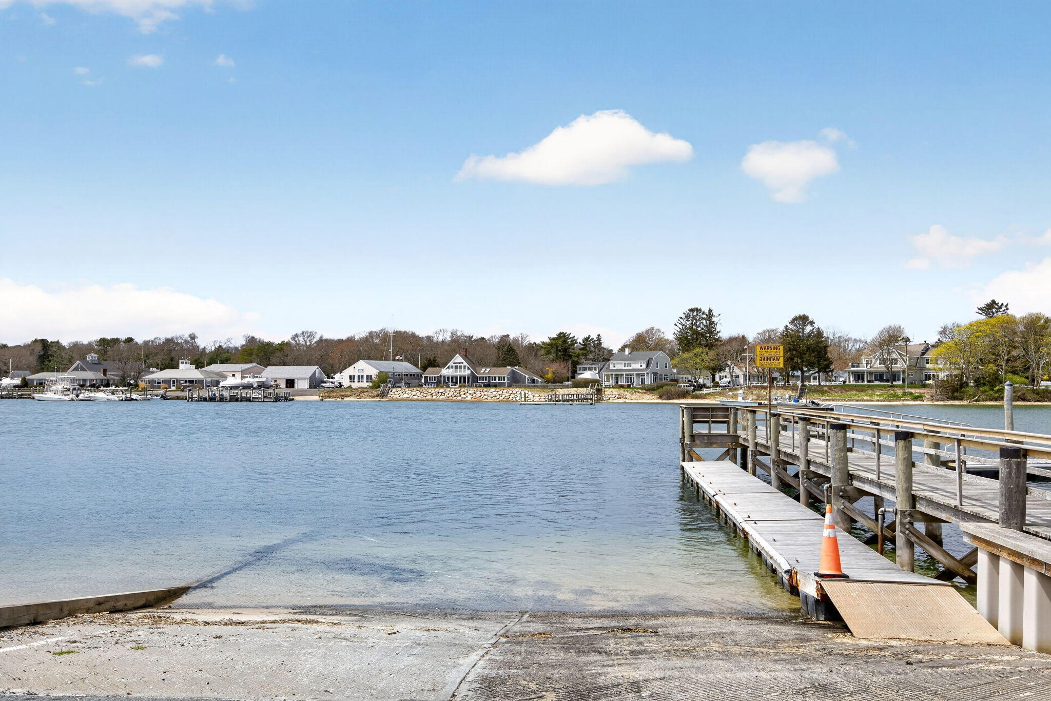  127 Uncle Barneys Road, West Dennis, MA, 02670 - 物件實景