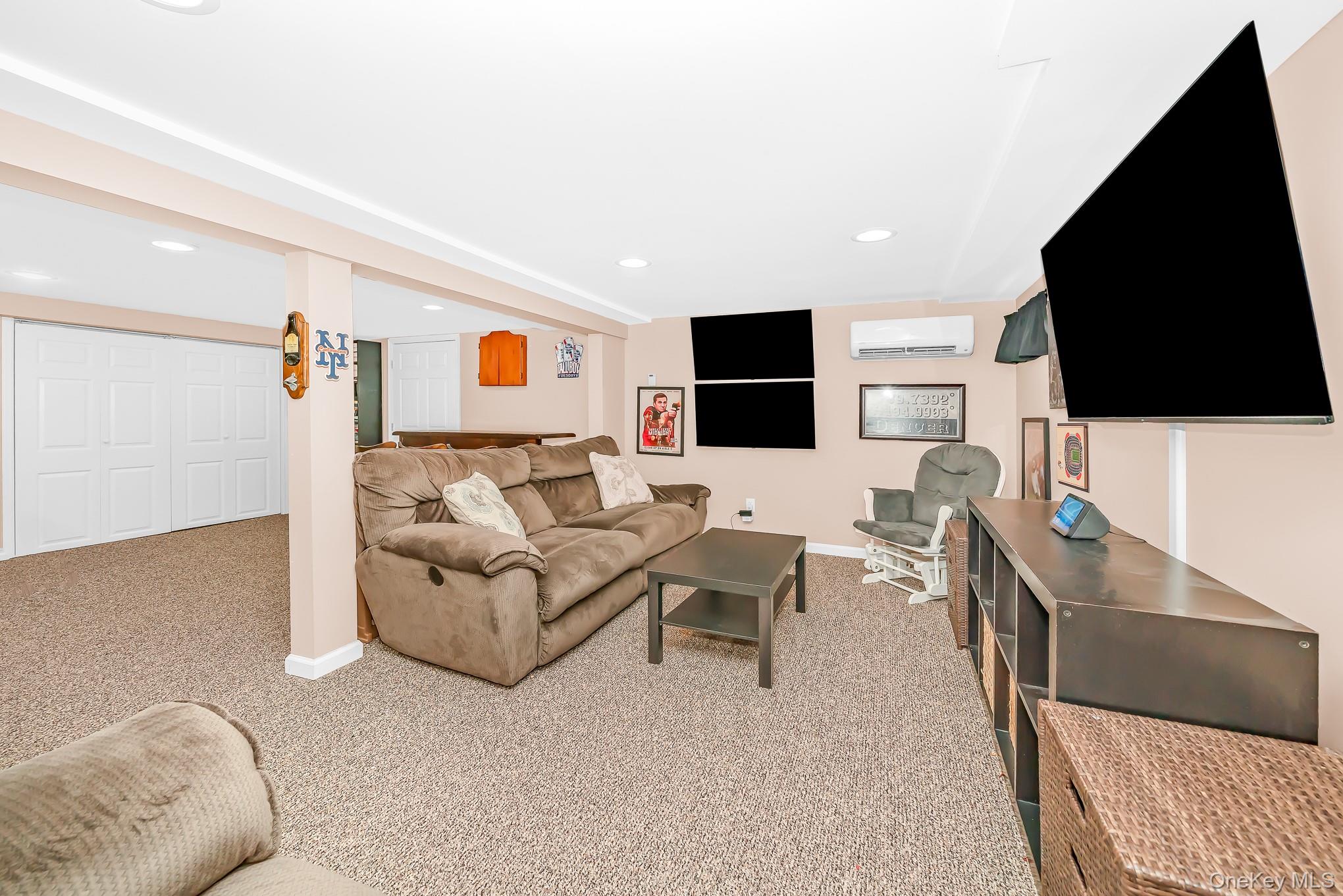 Bethpage, New York, 11714, United States, 3 Bedrooms Bedrooms, ,2 BathroomsBathrooms,Residential,For Sale,2048491