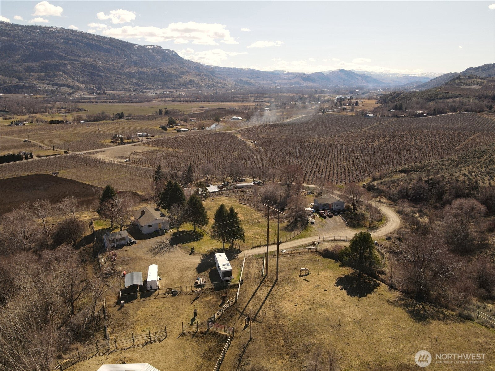 Oroville, Washington, 98844, United States, 3 Bedrooms Bedrooms, ,1 BathroomBathrooms,Residential,For Sale,2002017