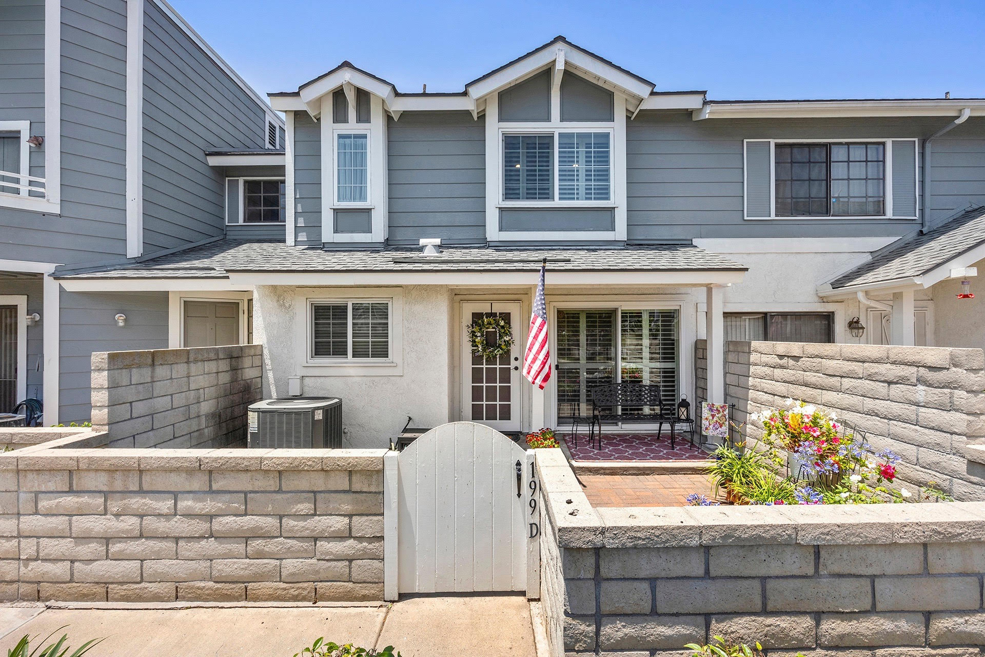 Anaheim, California, 92801, United States, 3 Bedrooms Bedrooms, ,3 BathroomsBathrooms,Residential,For Sale,1878361