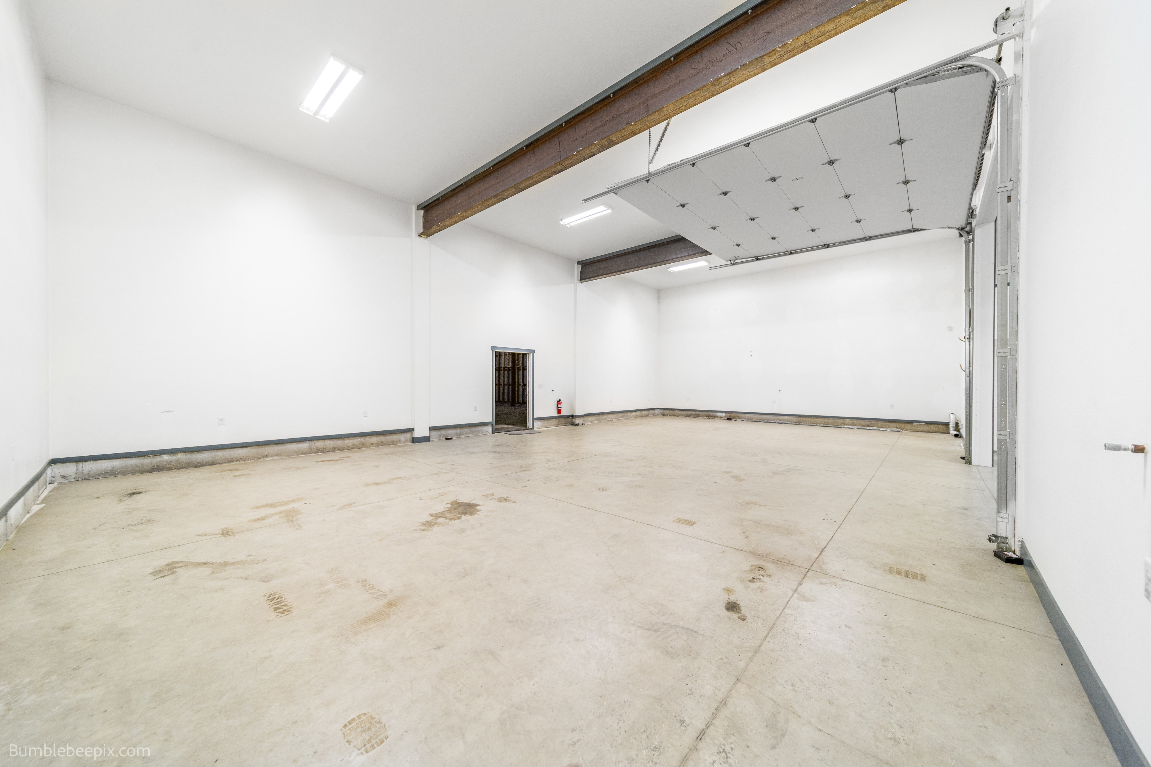 Cusick, Washington, 99119, United States, ,2 BathroomsBathrooms,Residential,For Sale,1978397