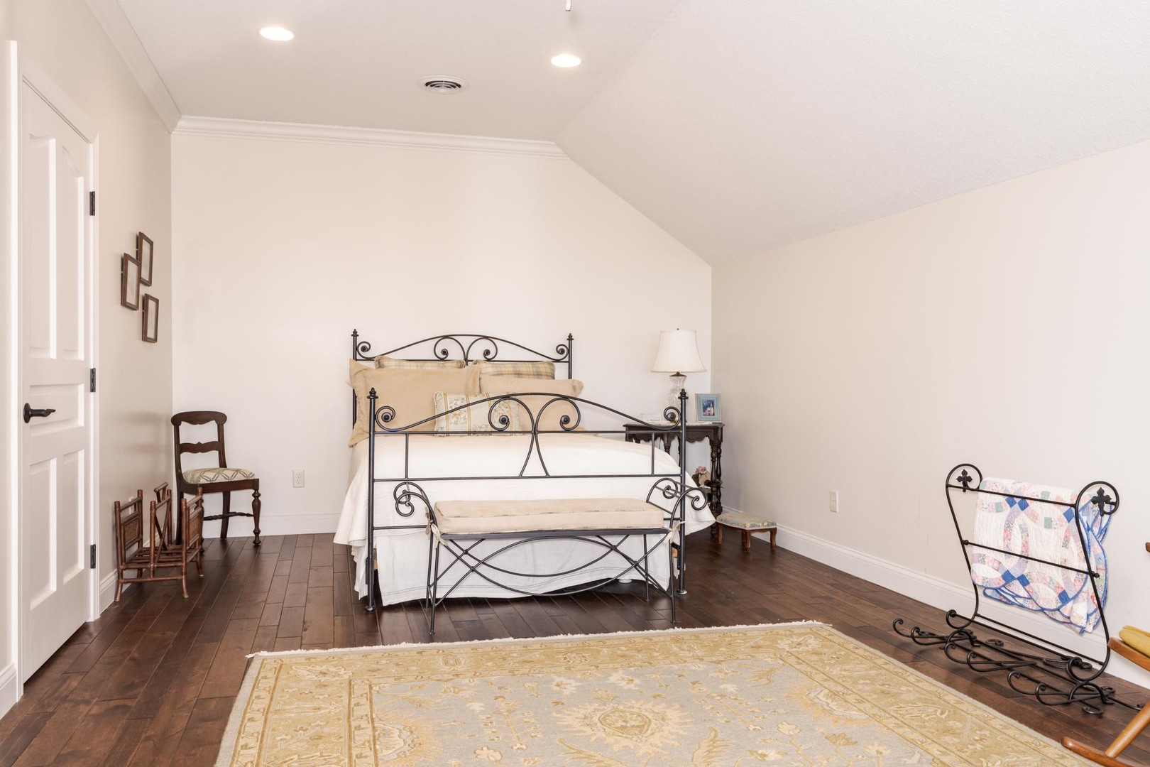 Hudson, Illinois, 61748, United States, 3 Bedrooms Bedrooms, ,5 BathroomsBathrooms,Residential,For Sale,1987913