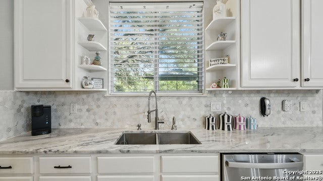 Spring Branch, Texas, 78070, United States, 4 Bedrooms Bedrooms, ,3 BathroomsBathrooms,Residential,For Sale,1881822