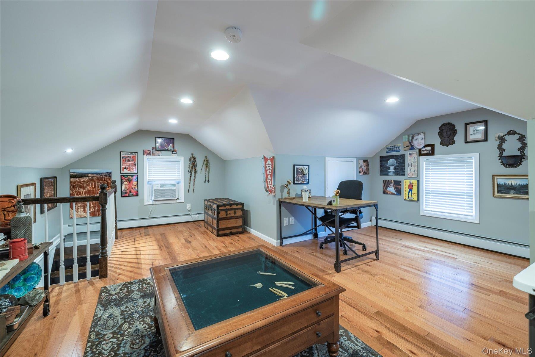 Lynbrook, New York, 11563, United States, 3 Bedrooms Bedrooms, ,2 BathroomsBathrooms,Residential,For Sale,1988362