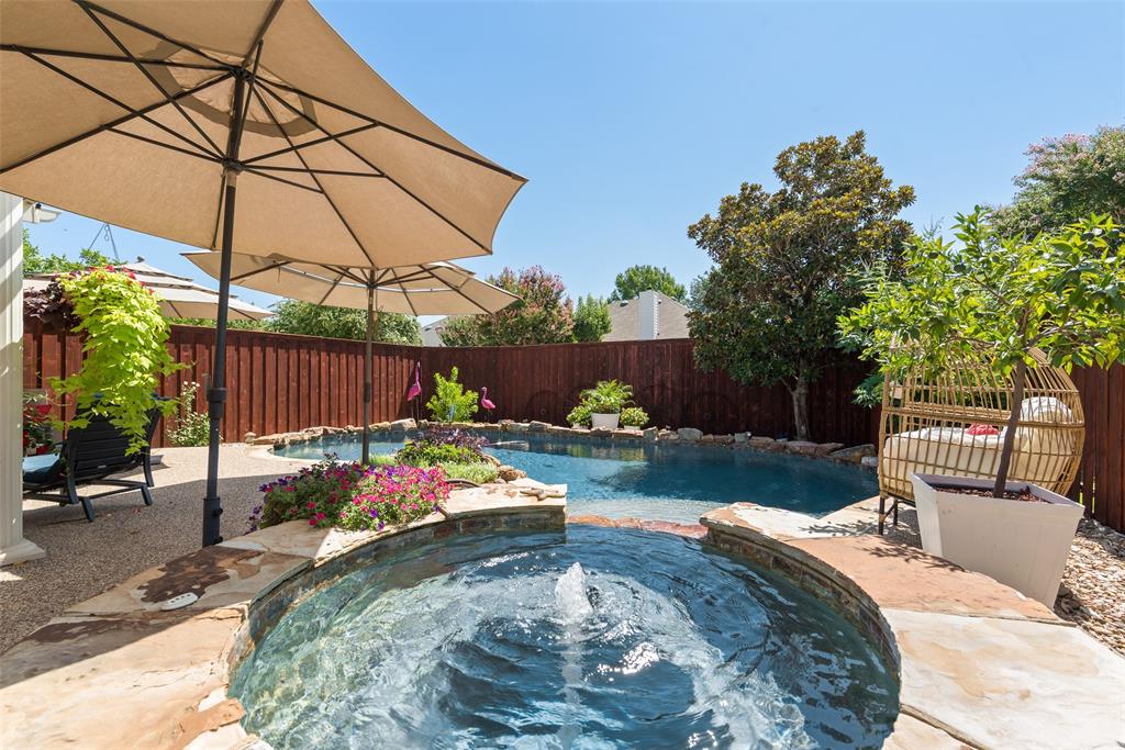 Rowlett, Texas, 75089, United States, 4 Bedrooms Bedrooms, ,3 BathroomsBathrooms,Residential,For Sale,1918361