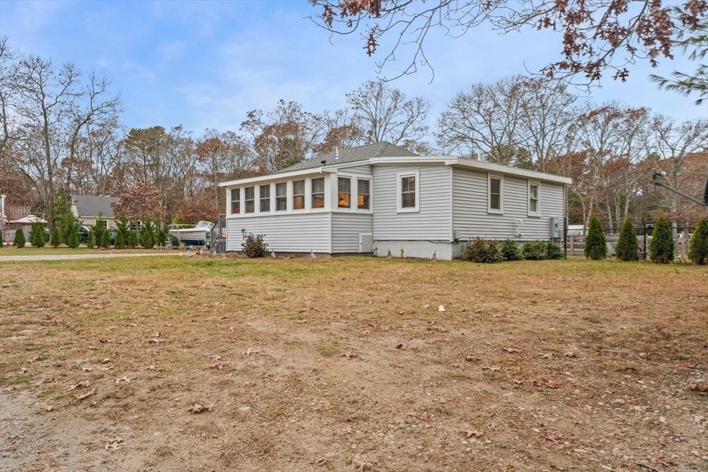 Sandwich, Massachusetts, 02563, United States, 2 Bedrooms Bedrooms, ,1 BathroomBathrooms,Residential,For Sale,1794763