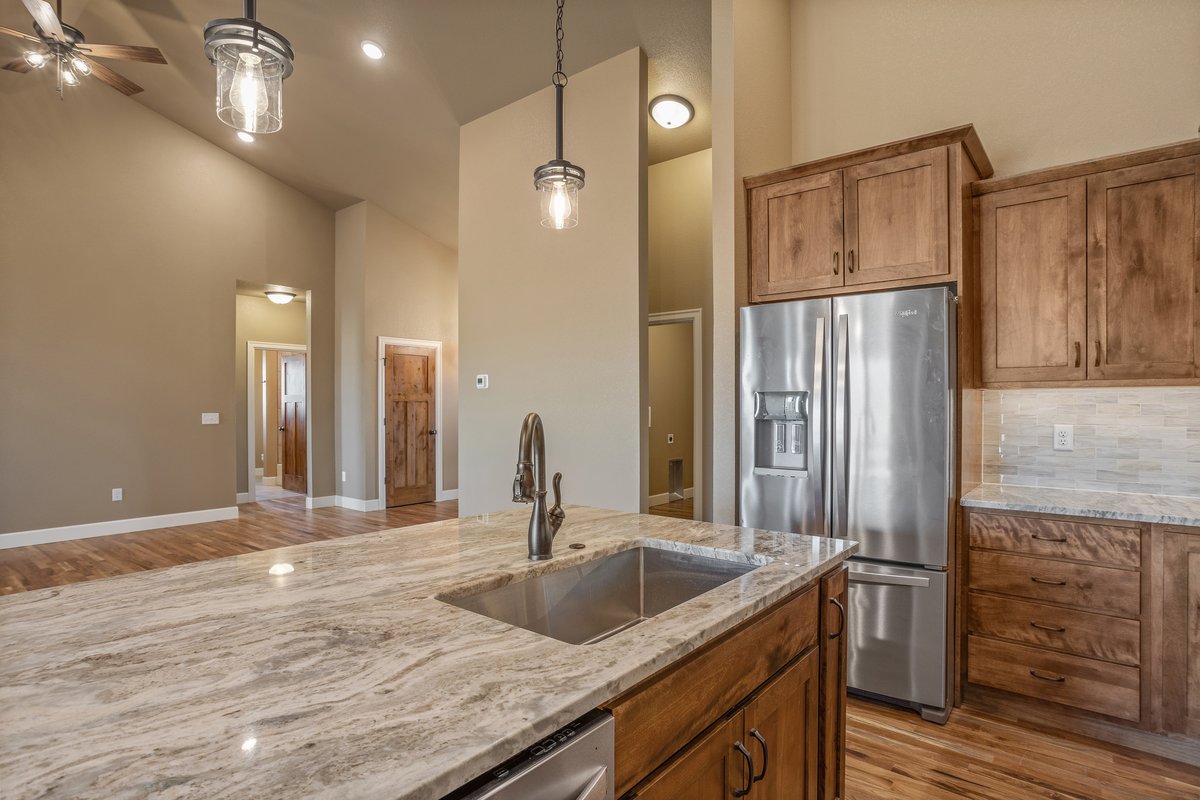 Cheyenne, Wyoming, 82009, United States, 3 Bedrooms Bedrooms, ,2 BathroomsBathrooms,Residential,For Sale,1905724