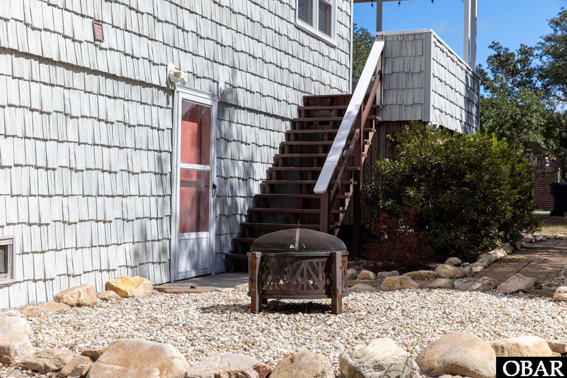 Kill Devil Hills, North Carolina, 27948, United States, 3 Bedrooms Bedrooms, ,2 BathroomsBathrooms,Residential,For Sale,1957535