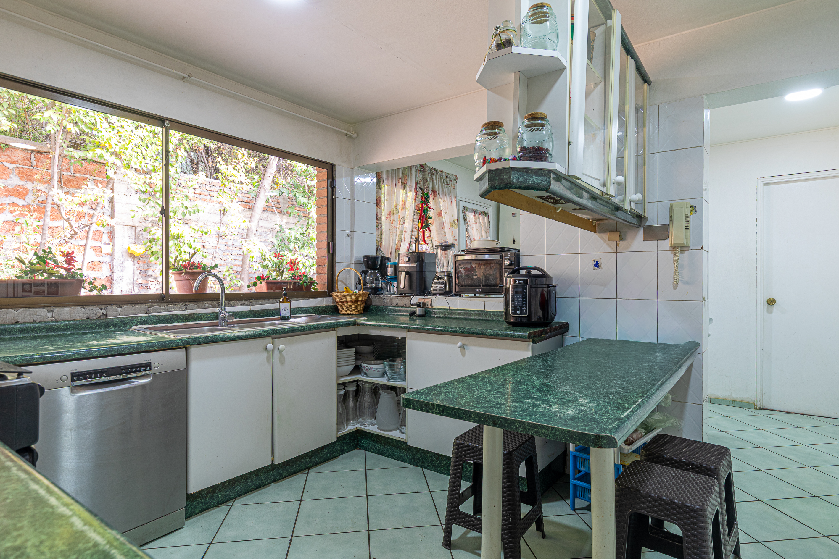  Beautiful home in the La Foresta area, ideal for renovation - 物件實景