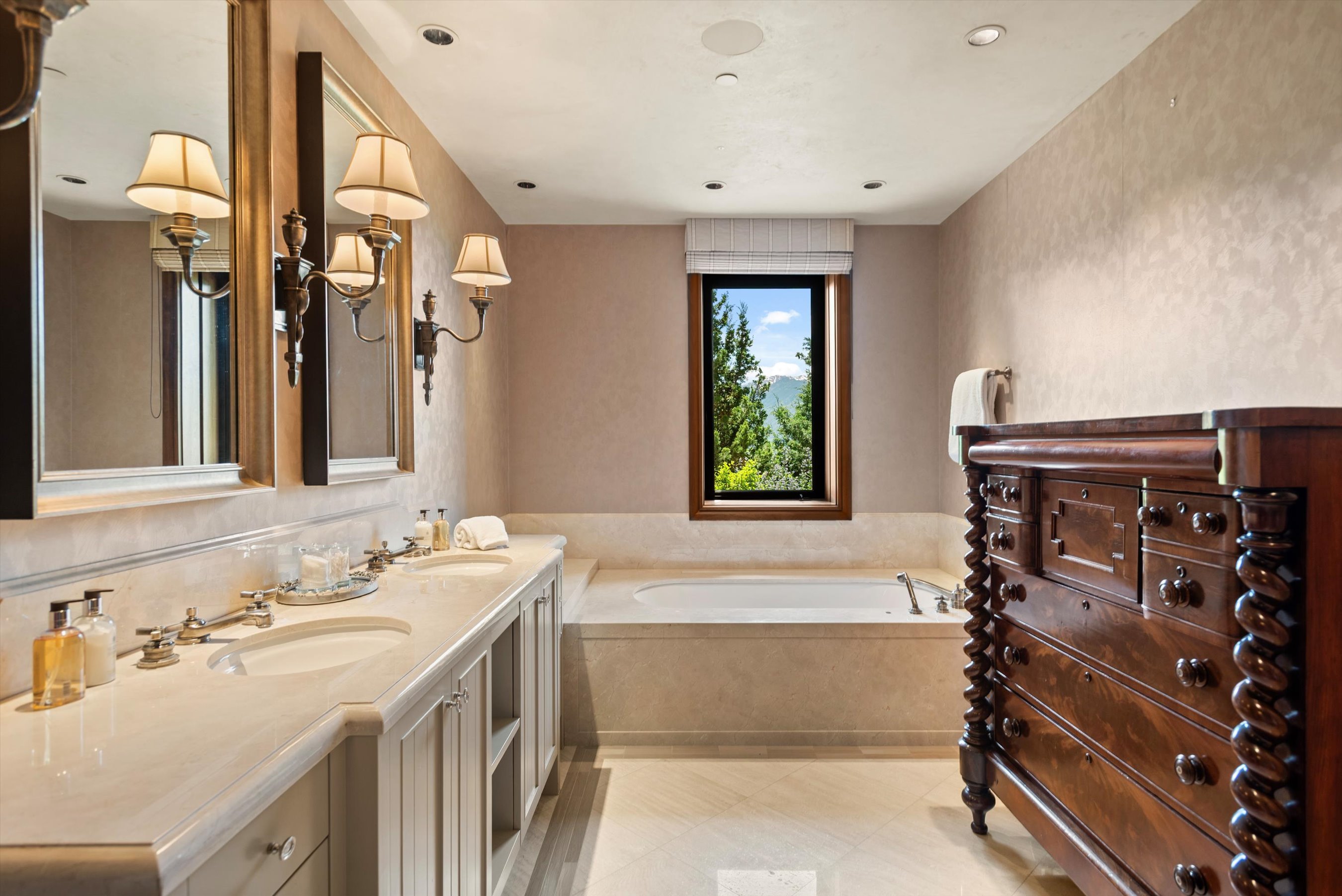  155 & 200 Sabin Drive, Aspen, CO 81611 - 物件實景