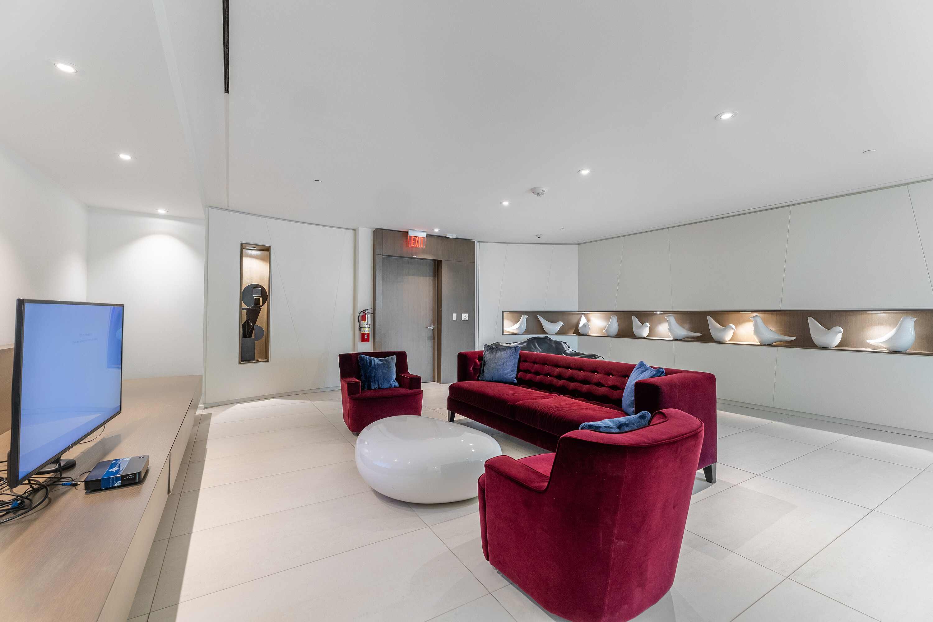  One Bloor - 物件實景