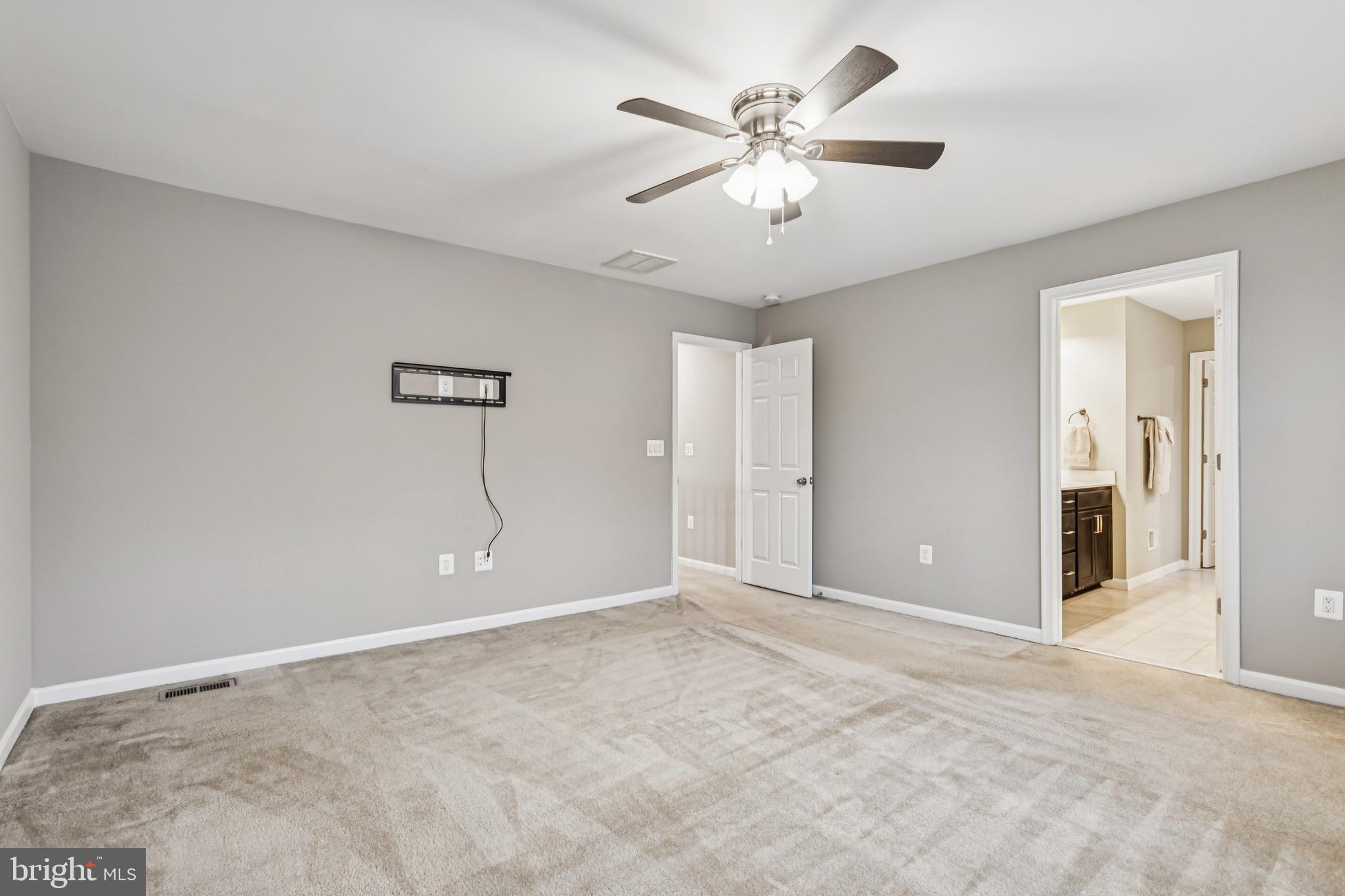 Ruther Glen, Virginia, 22546, United States, 4 Bedrooms Bedrooms, ,3 BathroomsBathrooms,Residential,For Sale,2008110