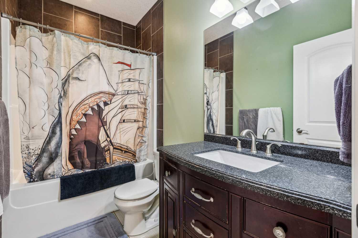 OKOTOKS, Alberta, T1S 0K1, CA, 4 Bedrooms Bedrooms, ,3 BathroomsBathrooms,Residential,For Sale,1948966