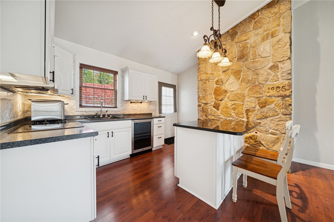 Plum Boro, Pennsylvania, 15239, United States, 4 Bedrooms Bedrooms, ,4 BathroomsBathrooms,Residential,For Sale,1996480