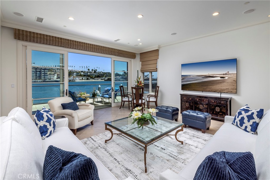 Newport Beach, California, 92661, United States, 7 Bedrooms Bedrooms, ,9 BathroomsBathrooms,Residential,For Sale,1770248