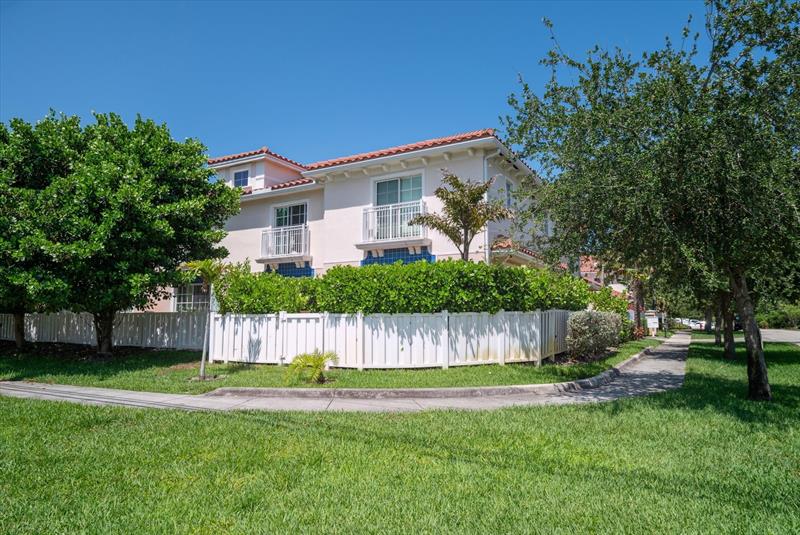 Pompano Beach, Florida, 33062, United States, 3 Bedrooms Bedrooms, ,3 BathroomsBathrooms,Residential,For Sale,1838551