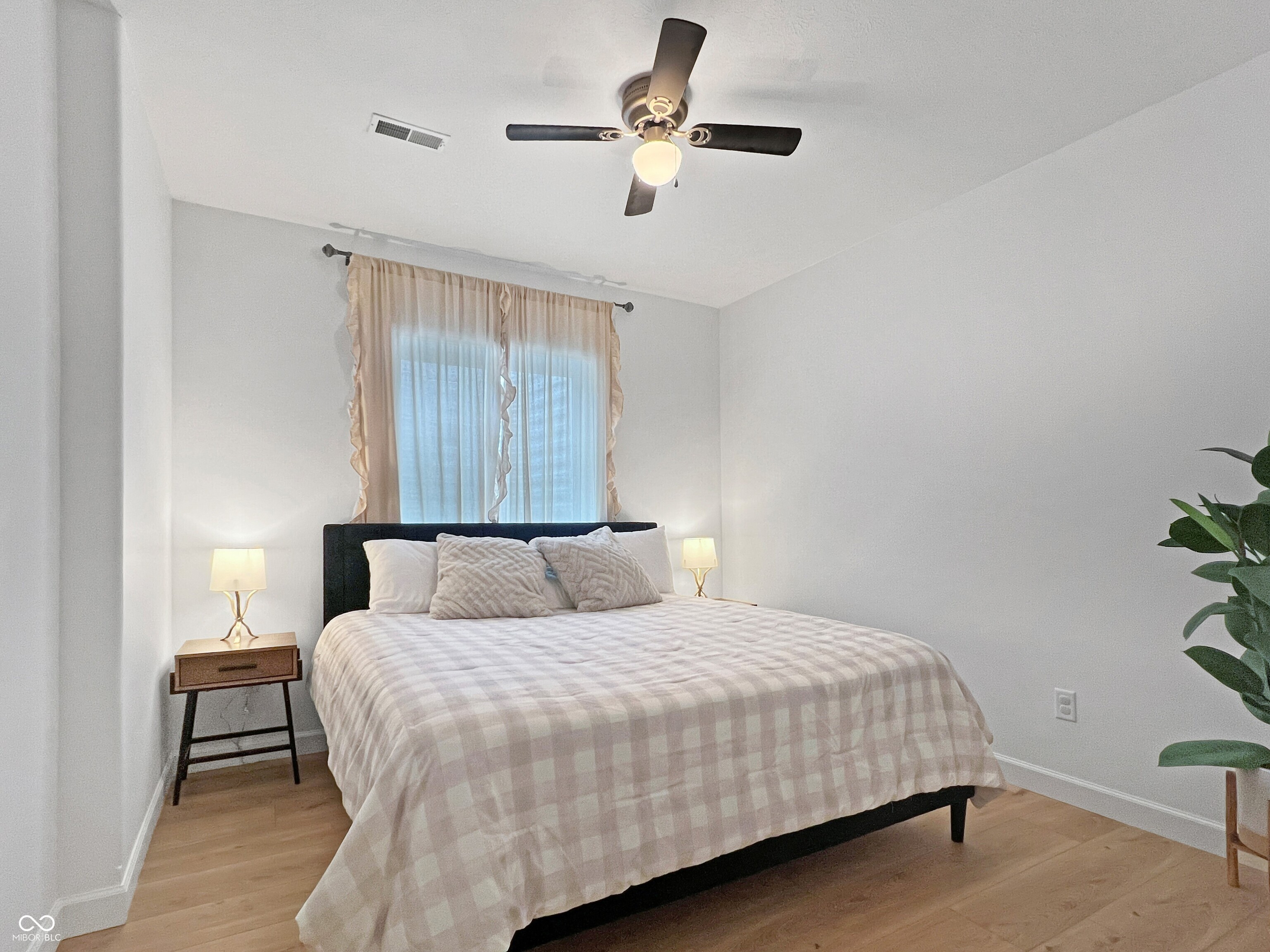 Columbus, Indiana, 47201, United States, 5 Bedrooms Bedrooms, ,4 BathroomsBathrooms,Residential,For Sale,2048800