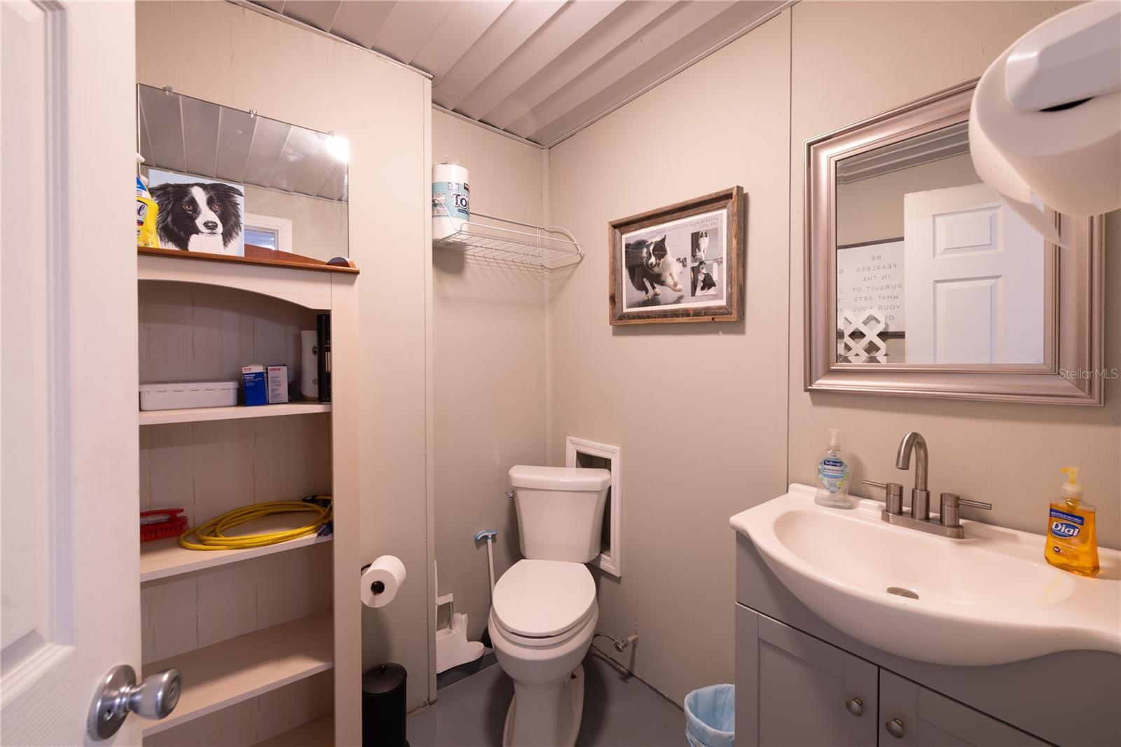 Deland, Florida, 32720, United States, 5 Bedrooms Bedrooms, ,3 BathroomsBathrooms,Residential,For Sale,2048830