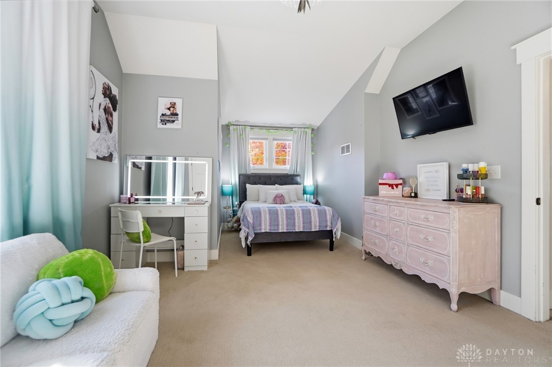 Oakwood, Ohio, 45409, United States, 3 Bedrooms Bedrooms, ,3 BathroomsBathrooms,Residential,For Sale,1991510