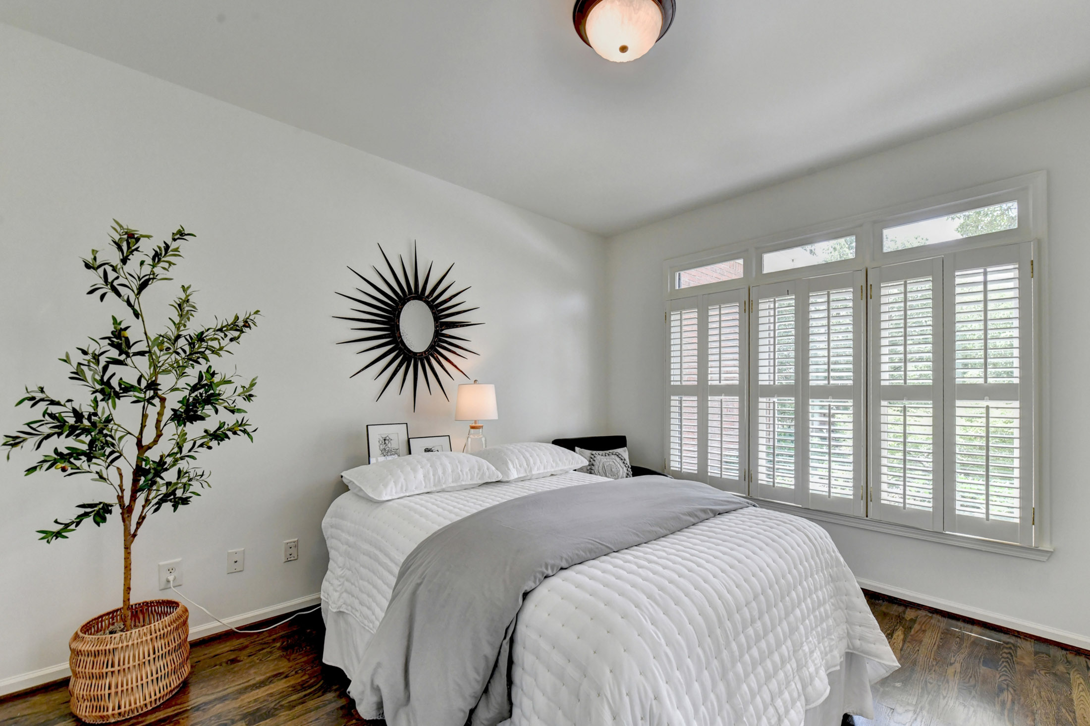  Stunning, Fully Renovated Glen Abbey Home Nestled in the Heart of Alpharetta - 物件實景