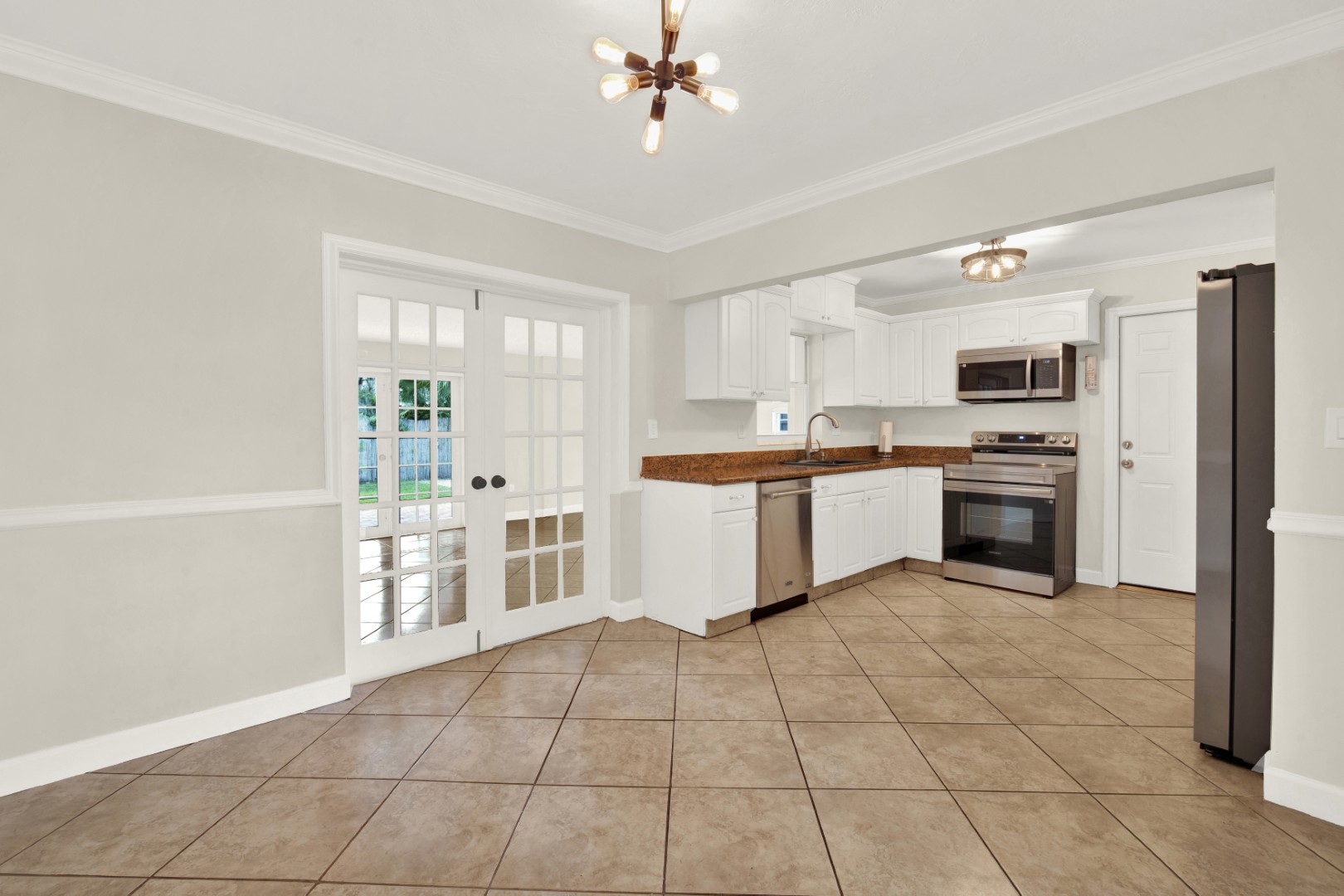 Palmetto Bay, Florida, 33157, United States, 4 Bedrooms Bedrooms, ,3 BathroomsBathrooms,Residential,For Sale,1860660
