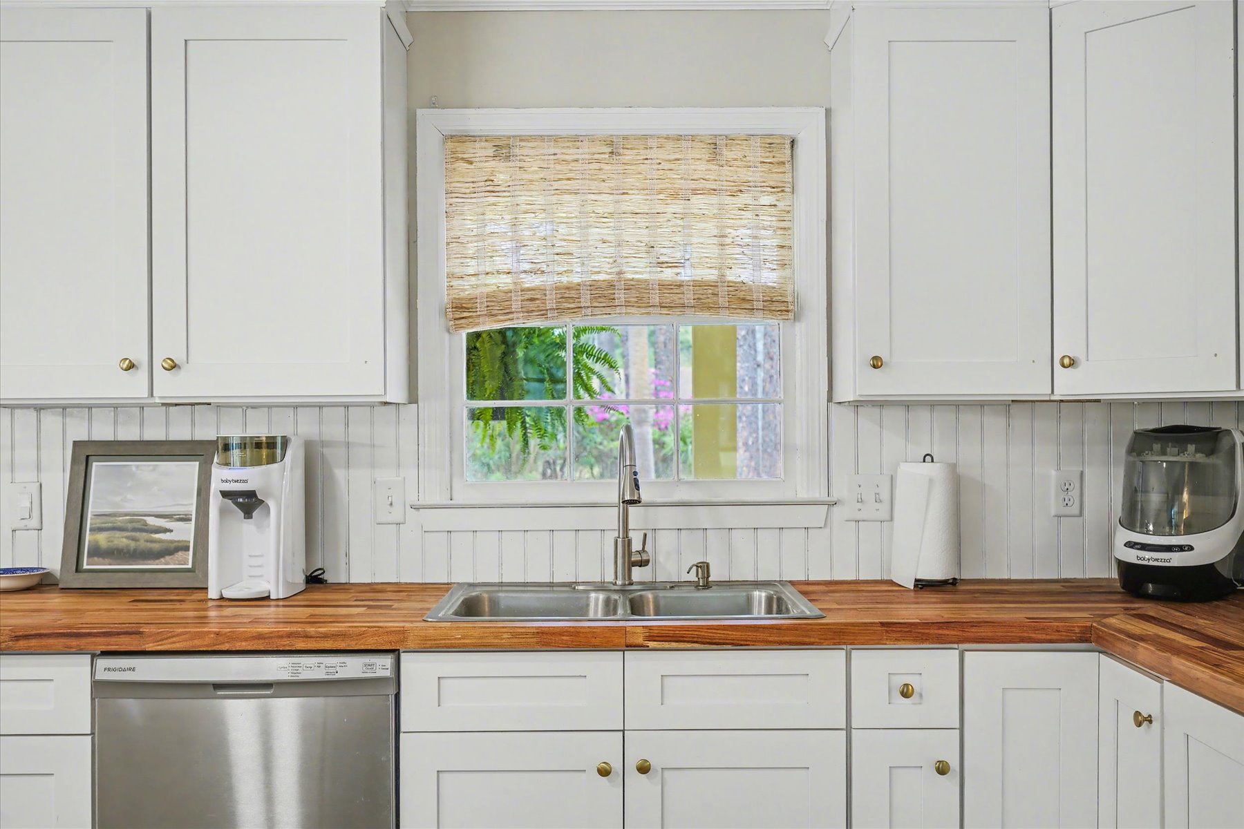  Lovely Updated Cottage in The Landings Gated Community - 物件實景