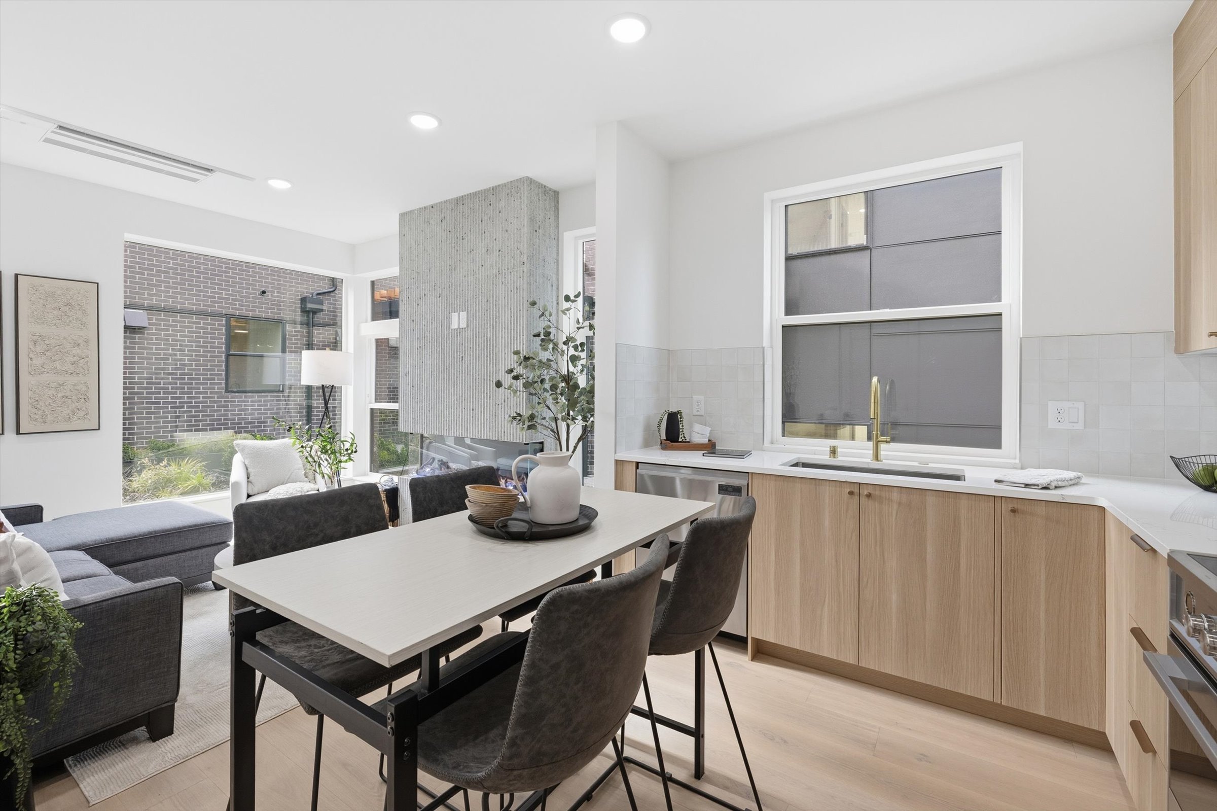 2018 Fairview Ave E Unit #A, Seattle, WA 98102 - 物件實景