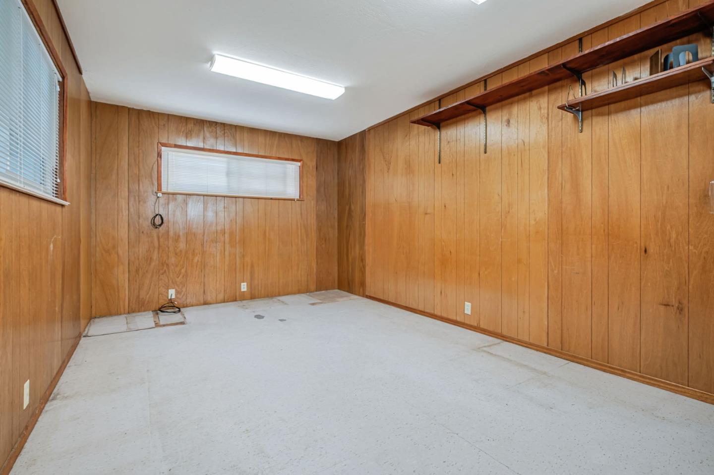 Watsonville, California, 95076, United States, 3 Bedrooms Bedrooms, ,2 BathroomsBathrooms,Residential,For Sale,1885327