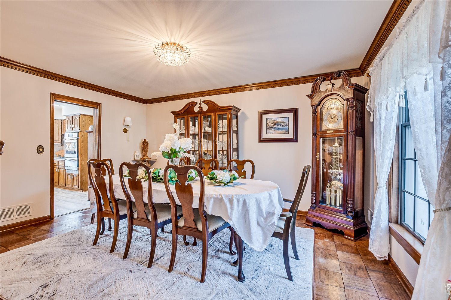 Eatontown, New Jersey, 07724, United States, 9 Bedrooms Bedrooms, ,4 BathroomsBathrooms,Residential,For Sale,1910757