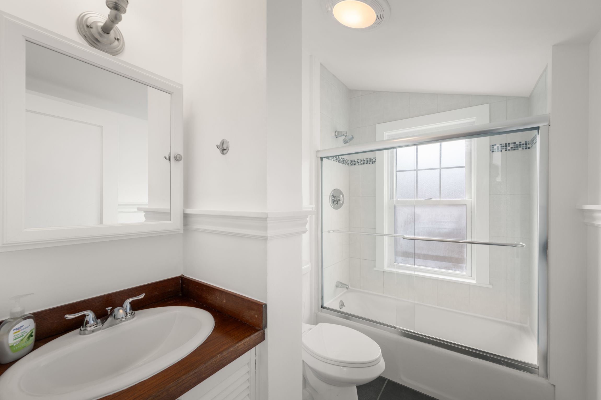  14 Notre Dame Ave, Cambridge, MA, 02140 - 物件實景